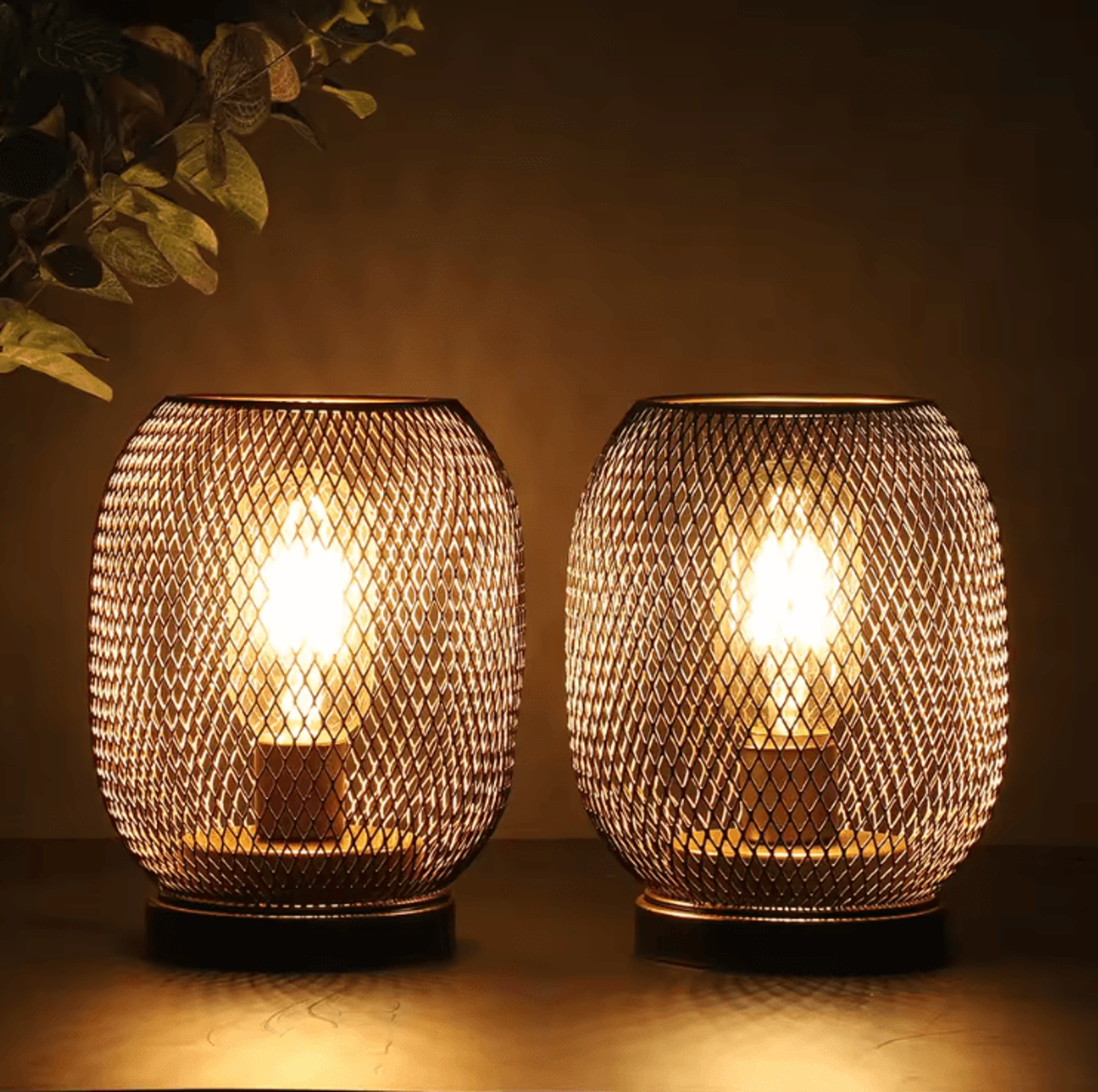 2-piece metal cage table lamp cordless led lantern set for home & events