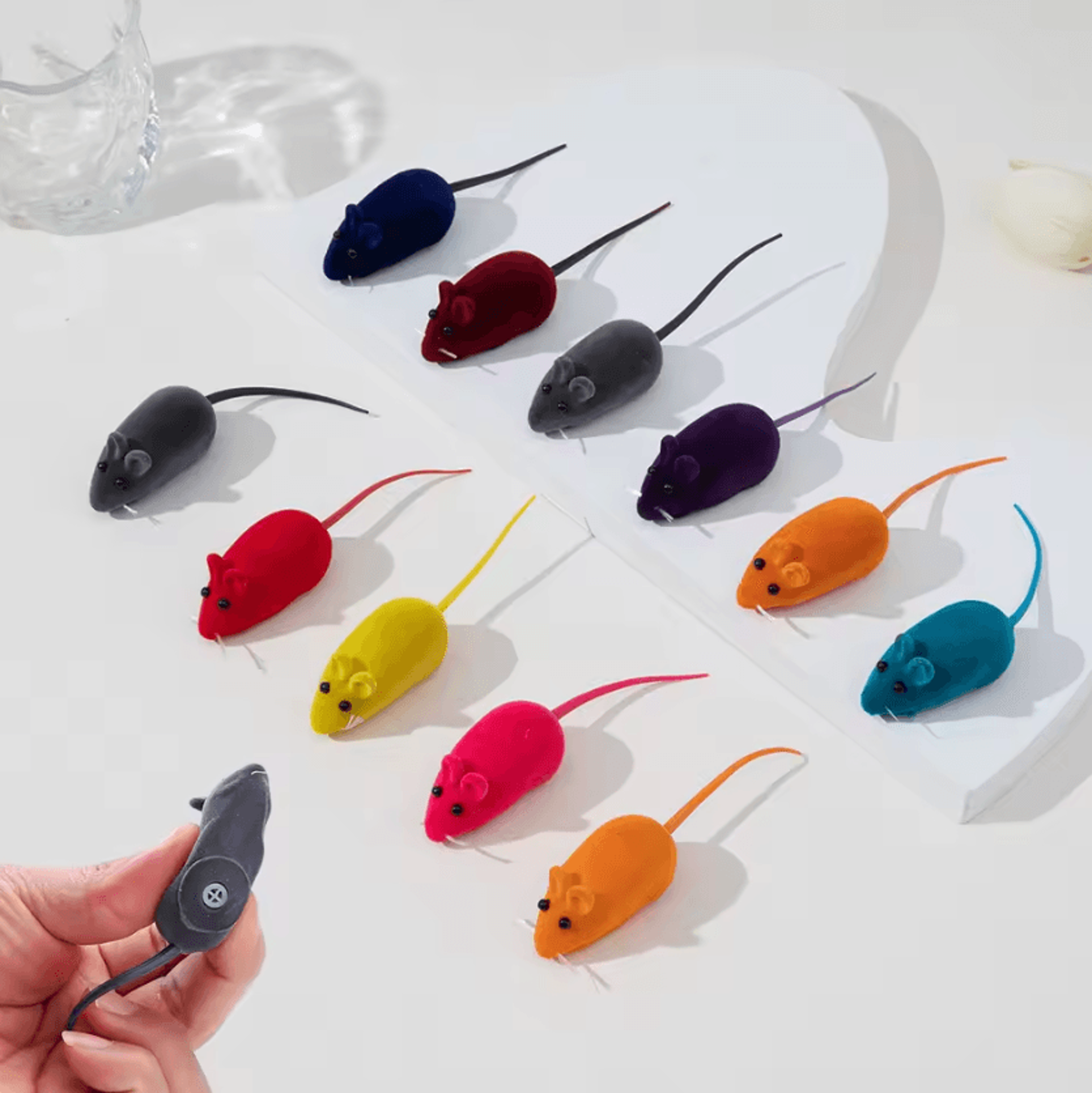 squeakmouse interactive rubber cat toy