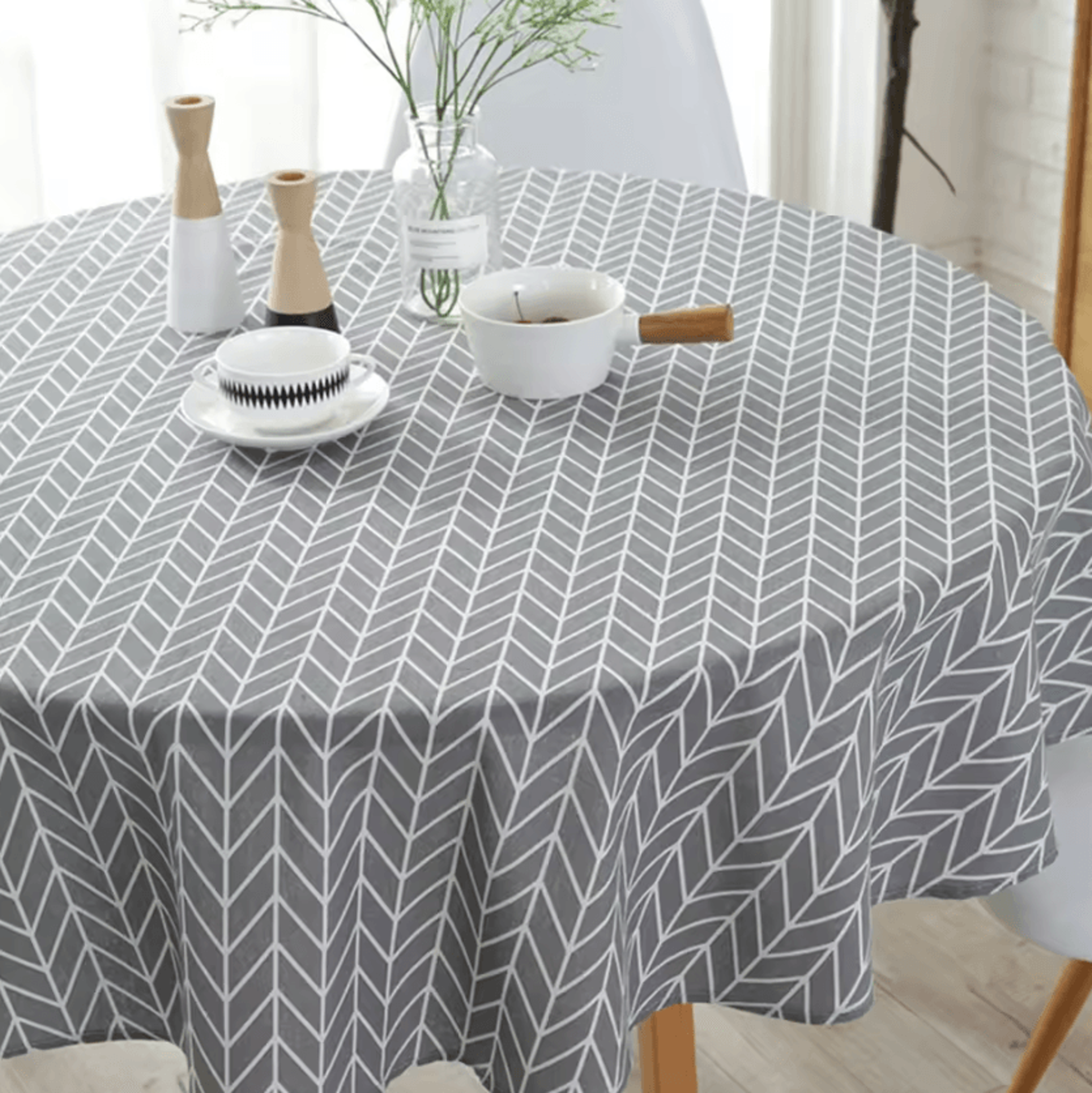 120/150cm round washable tablecloth – decorative table cover for dining, holidays & picnics