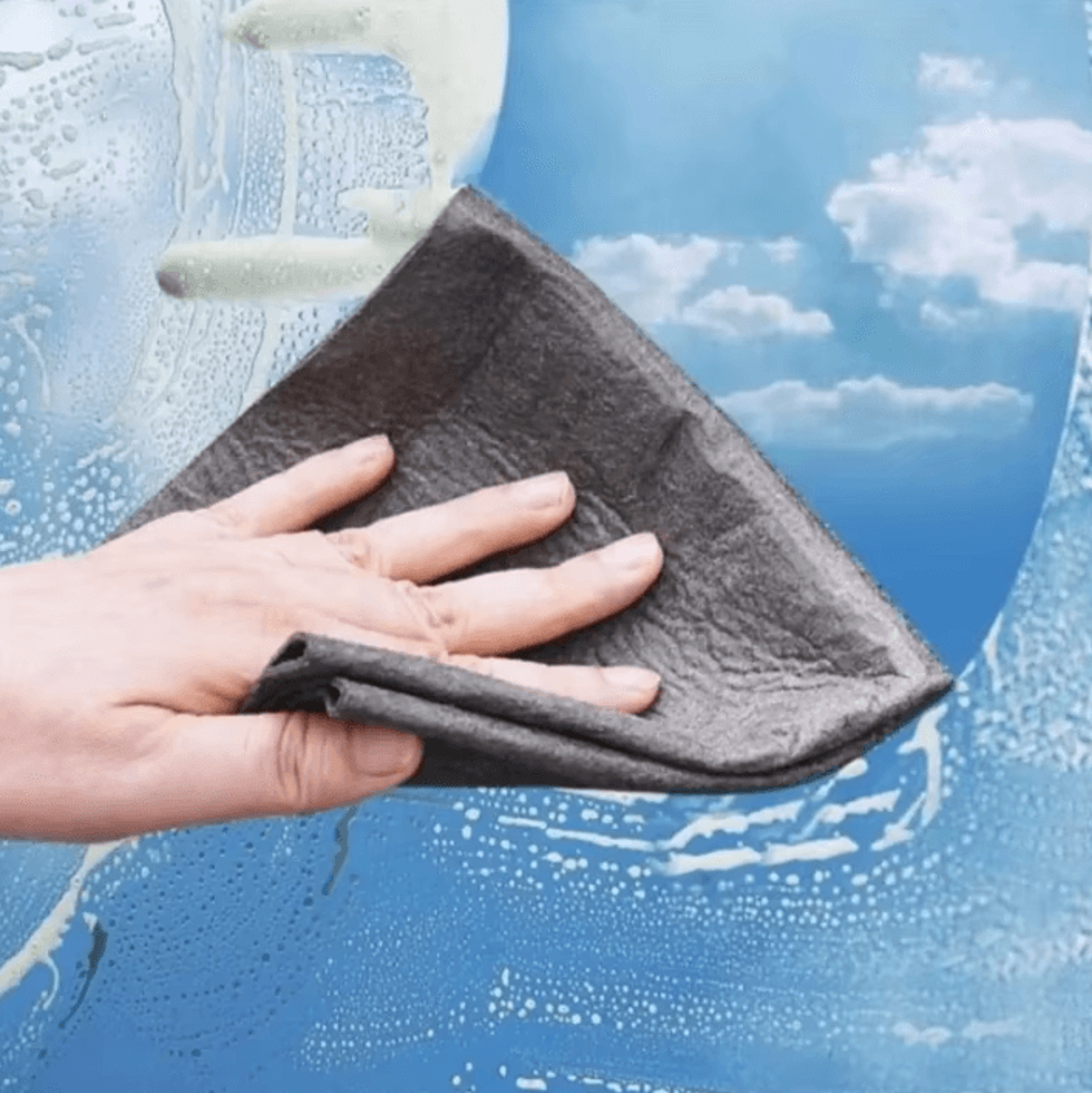 magic microfiber cleaning cloths reusable towels for glass, car and kitchen cleaning