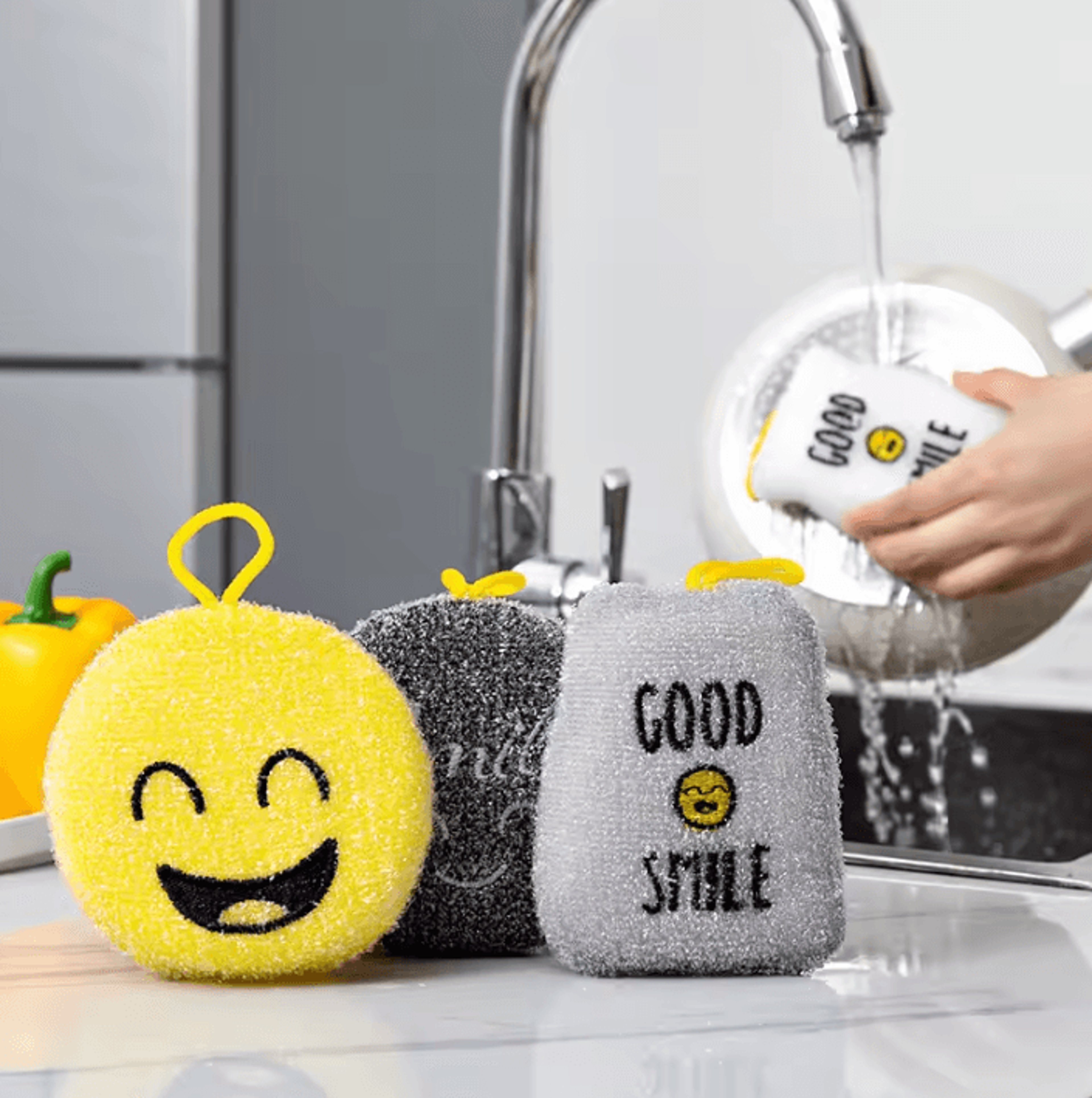 4-pack smiley face dish sponges double-sided kitchen scrub sponges for dishes and cookware