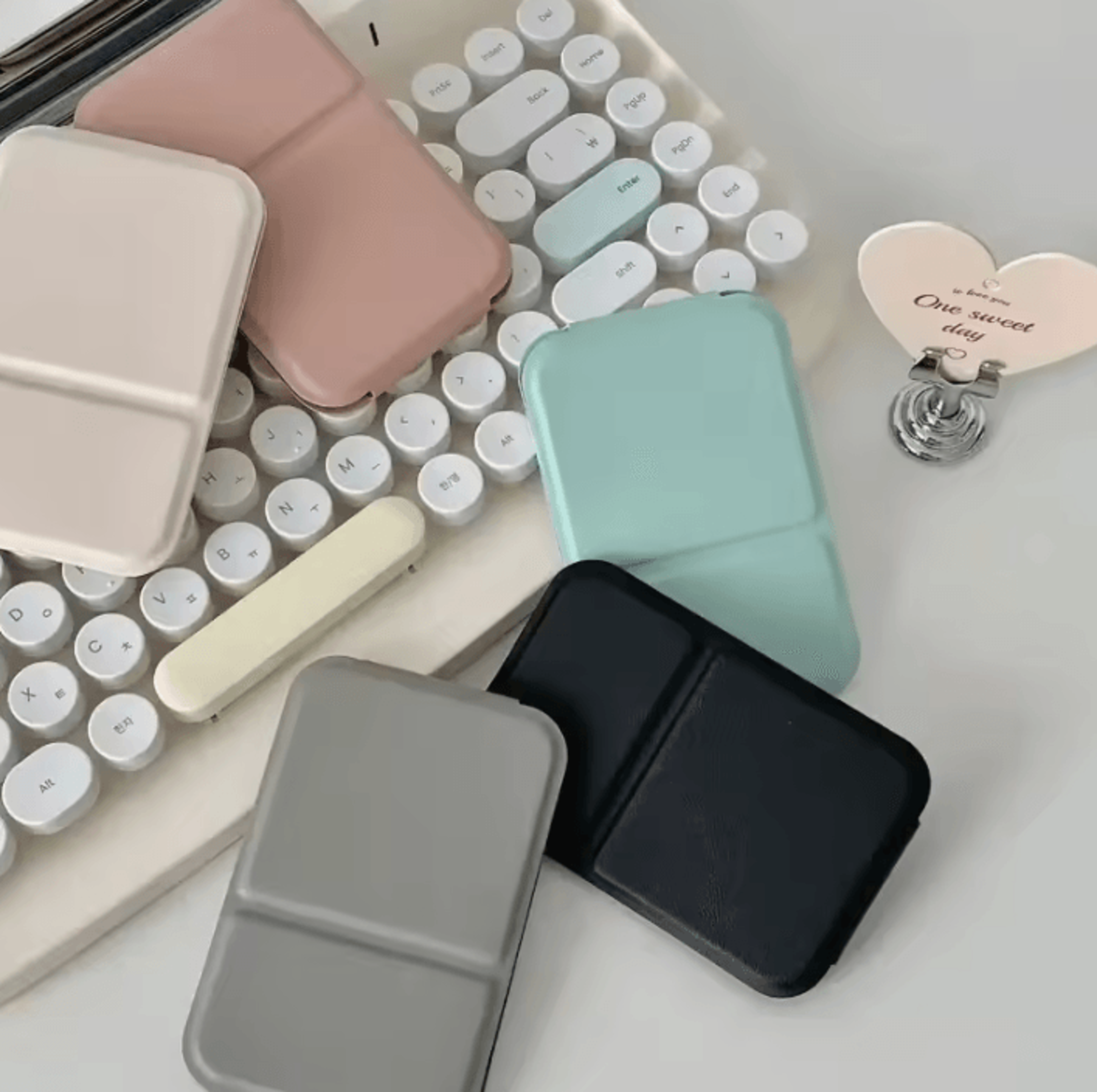 foldable pu leather compact mirror – compact makeup mirror portable pocket mirror for everyday beauty