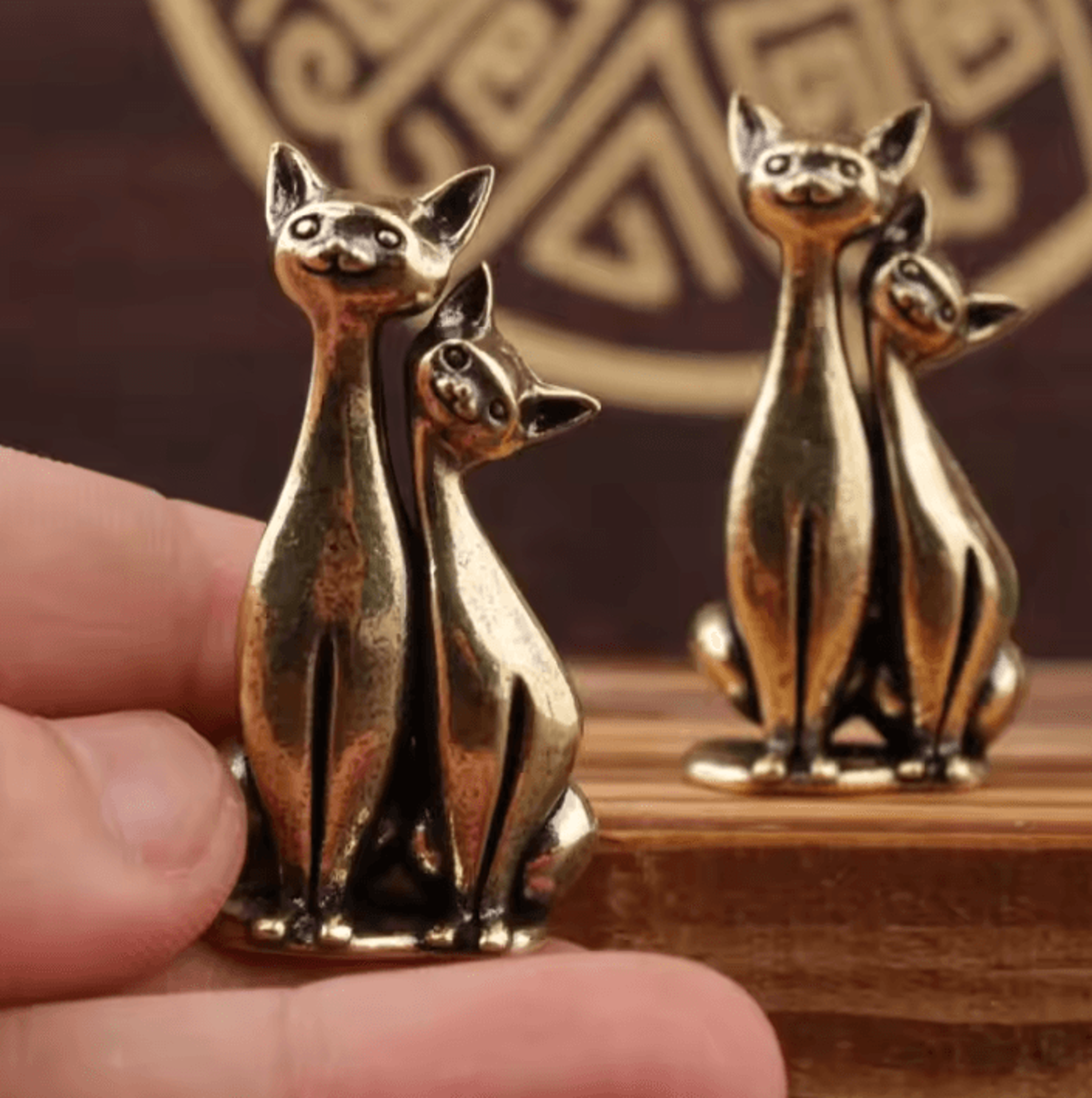 intertwined loving cats sculpture – couple cat statue vintage cat home decor for home & office