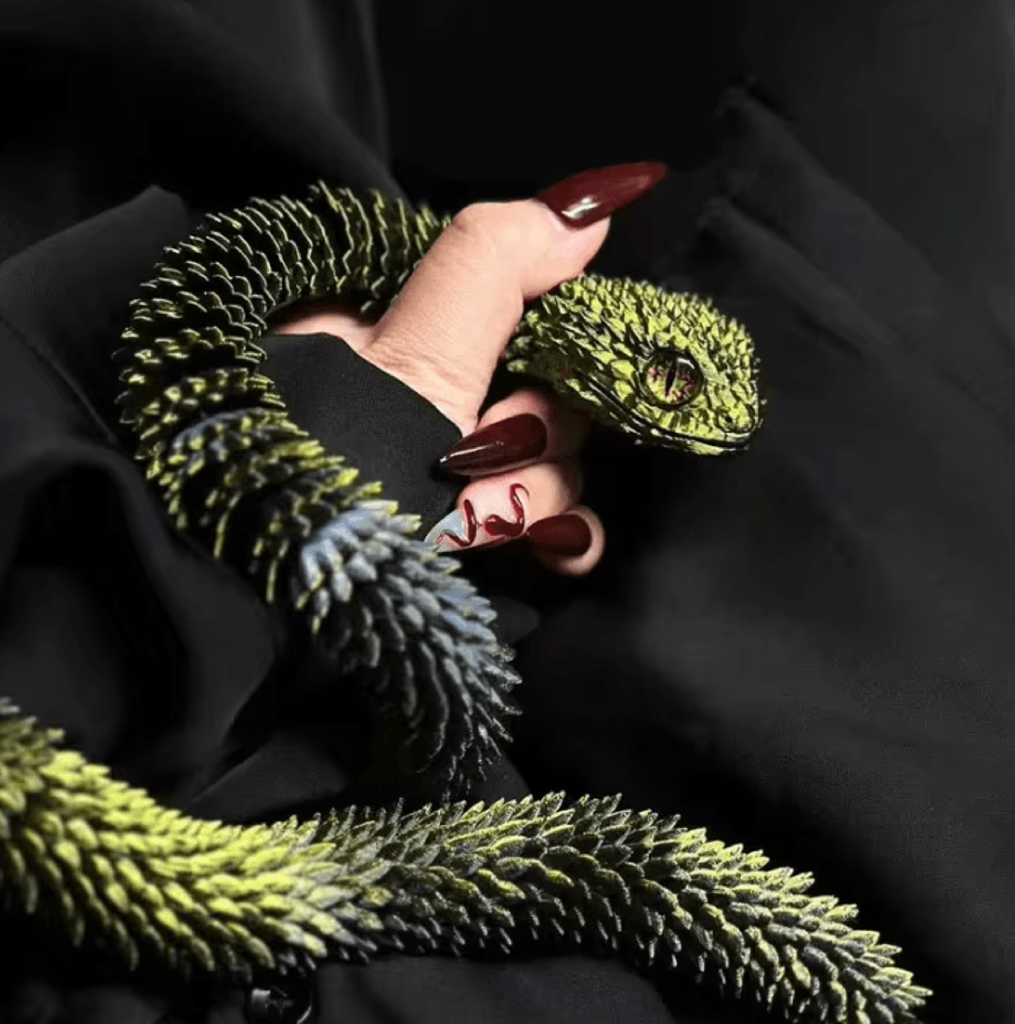 3d printed articulated snake figurine – articulated snake toy 3d printed snake model for home & office decor