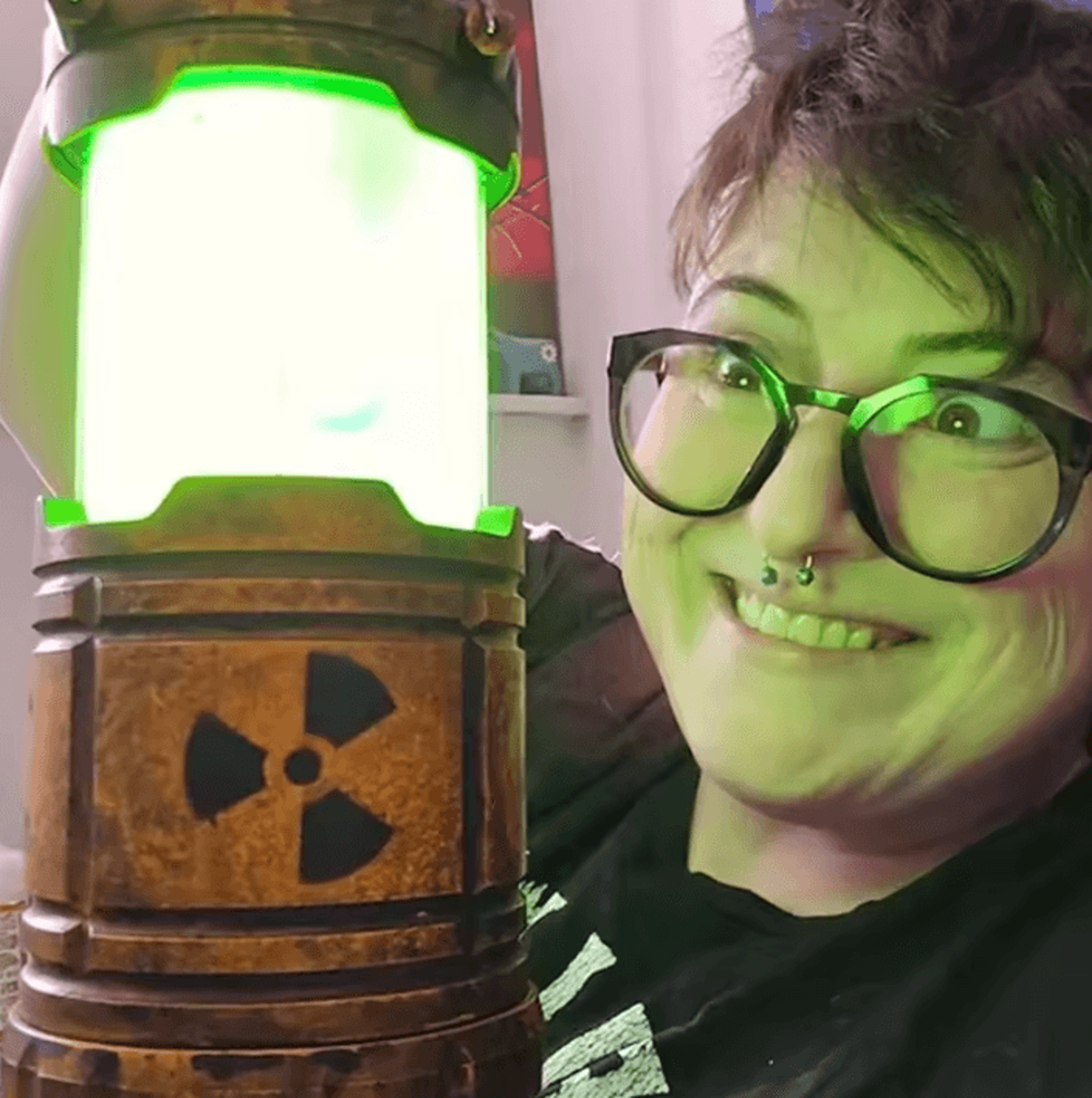 mini nuclear reactor led lantern – handheld sci-fi simulation night light