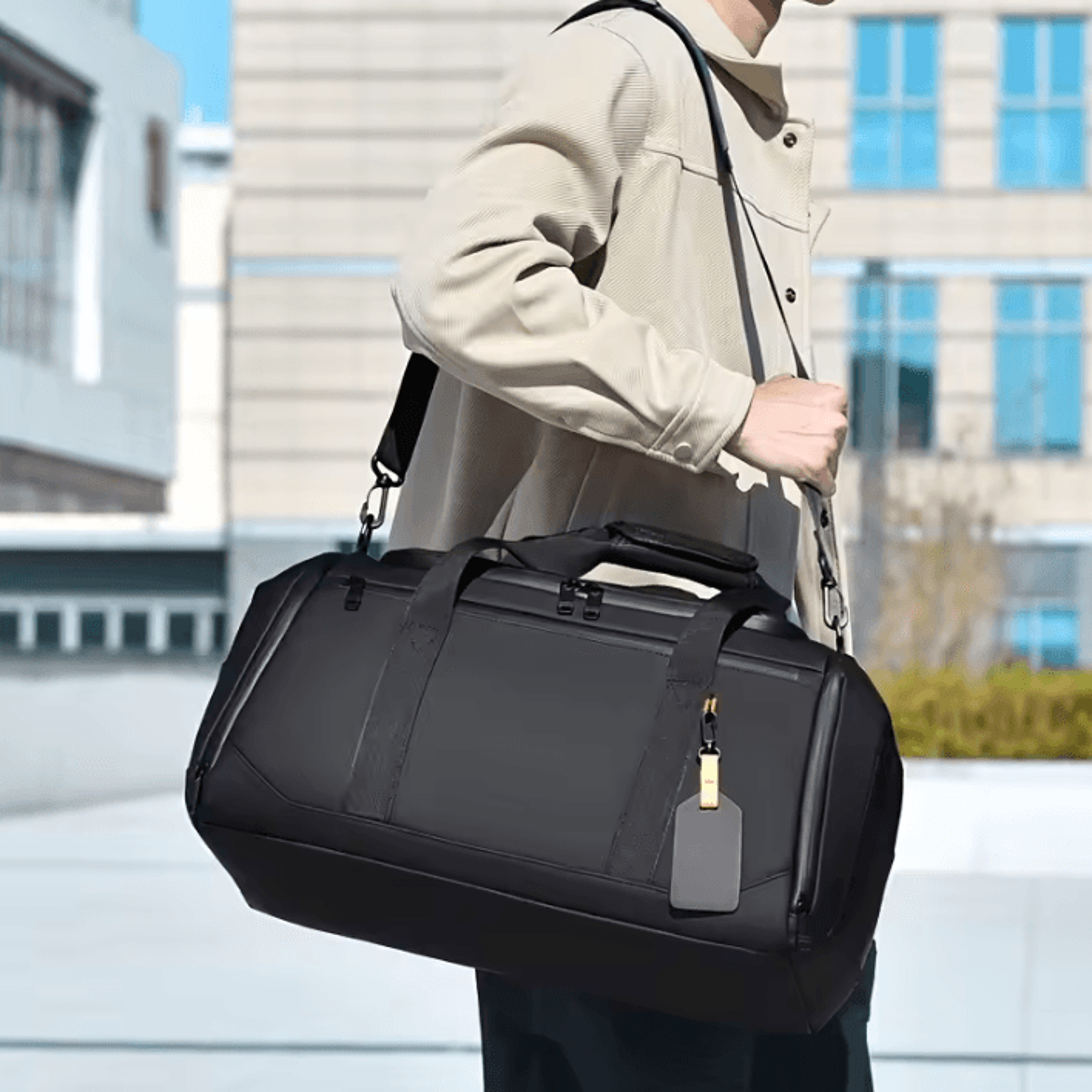 men's large capacity travel duffel bag - carry on weekender gym bag