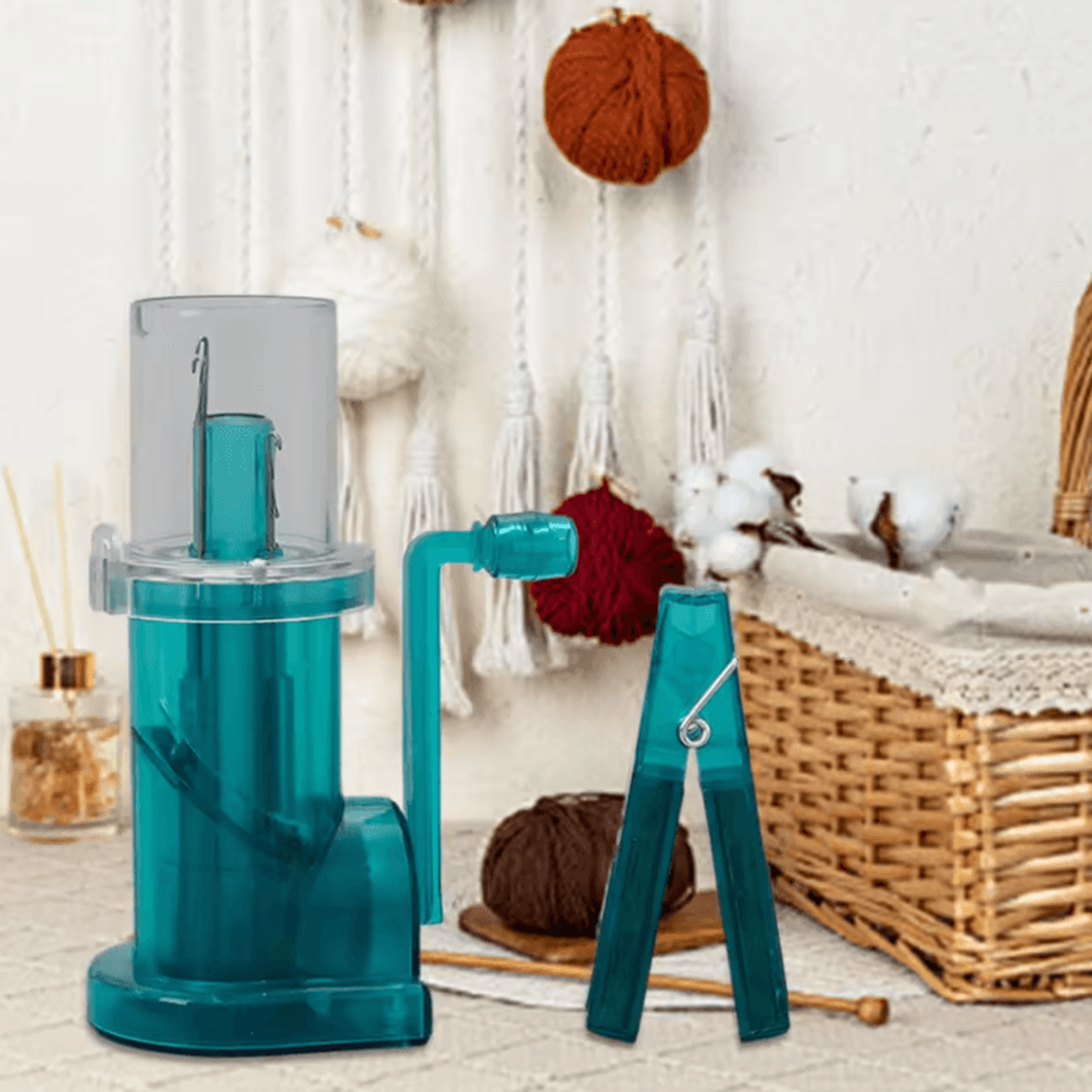 manual i-cord knitting machine for bracelets and diy crafts