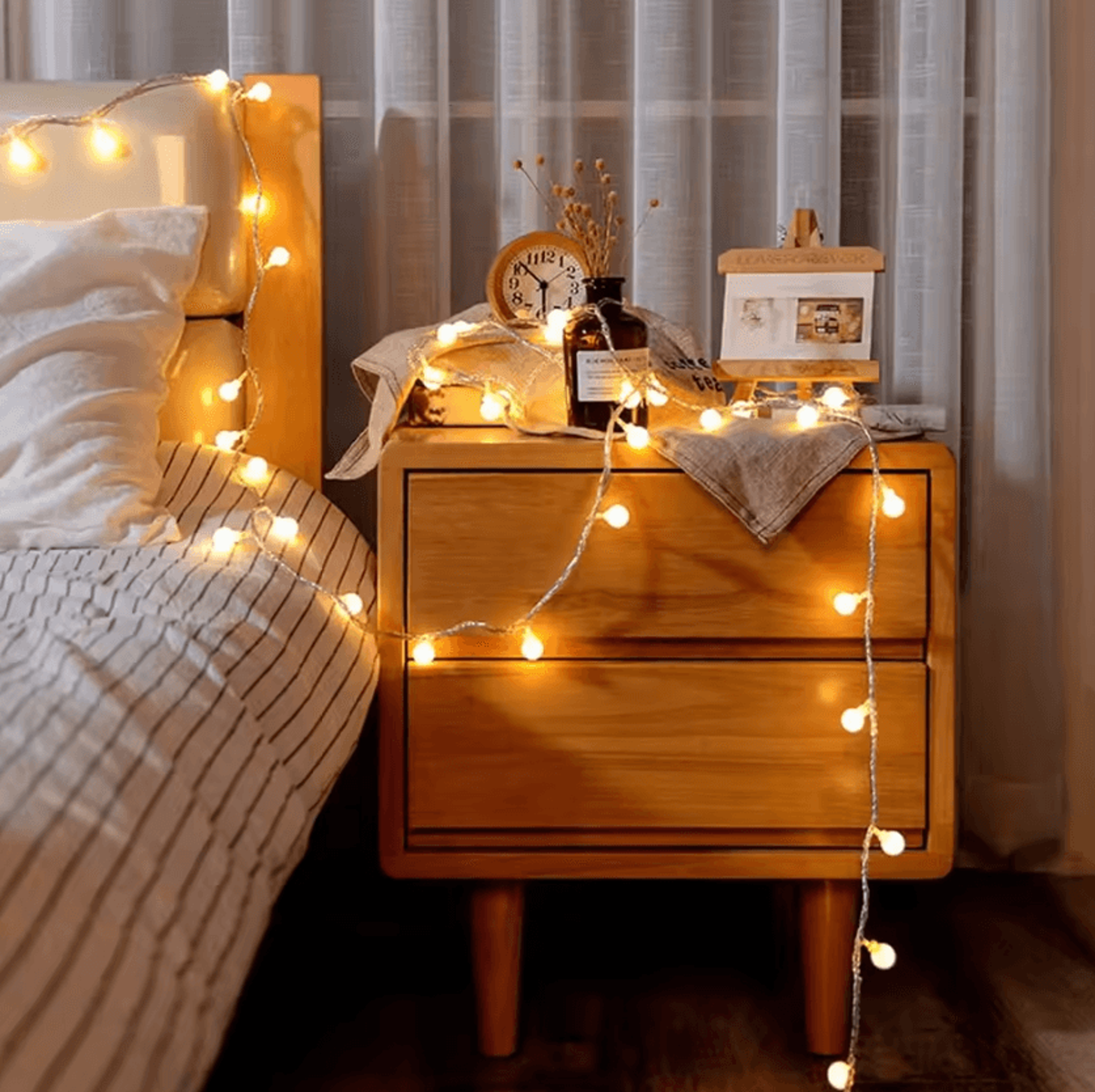 33 feet 80 led battery operated globe string lights