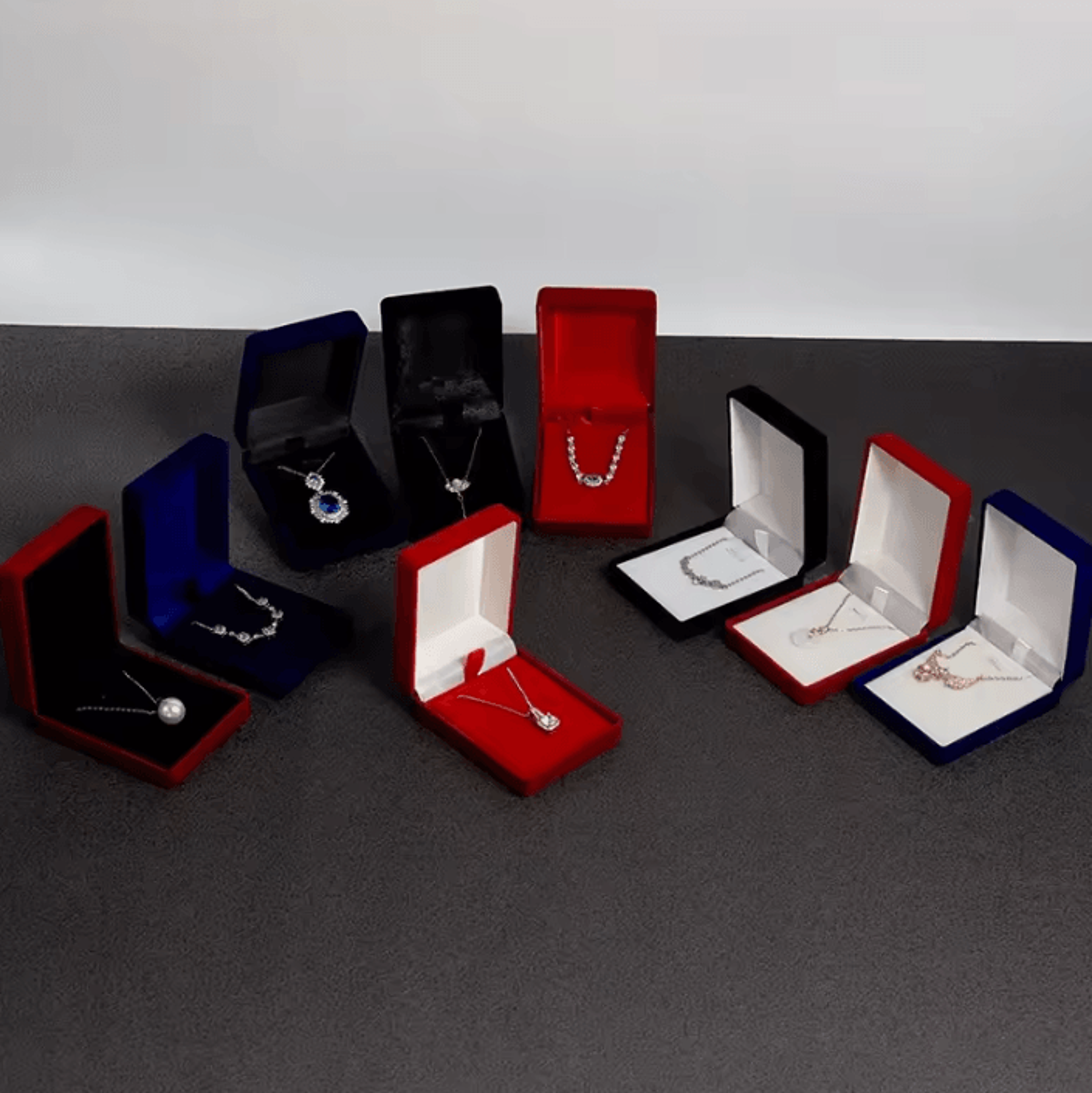 velvet necklace pendant jewelry gift box