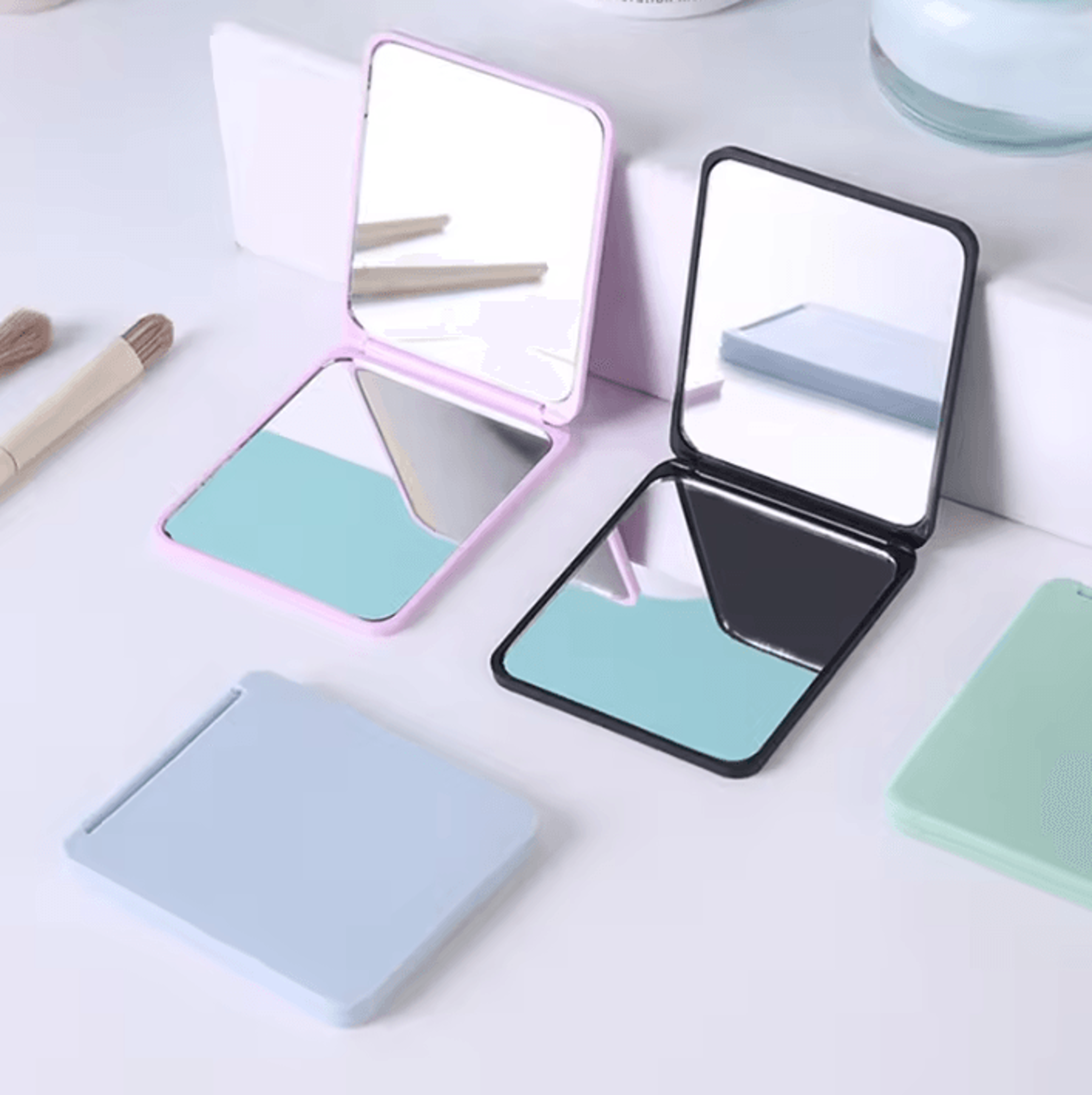 mini portable folding pocket makeup mirror
