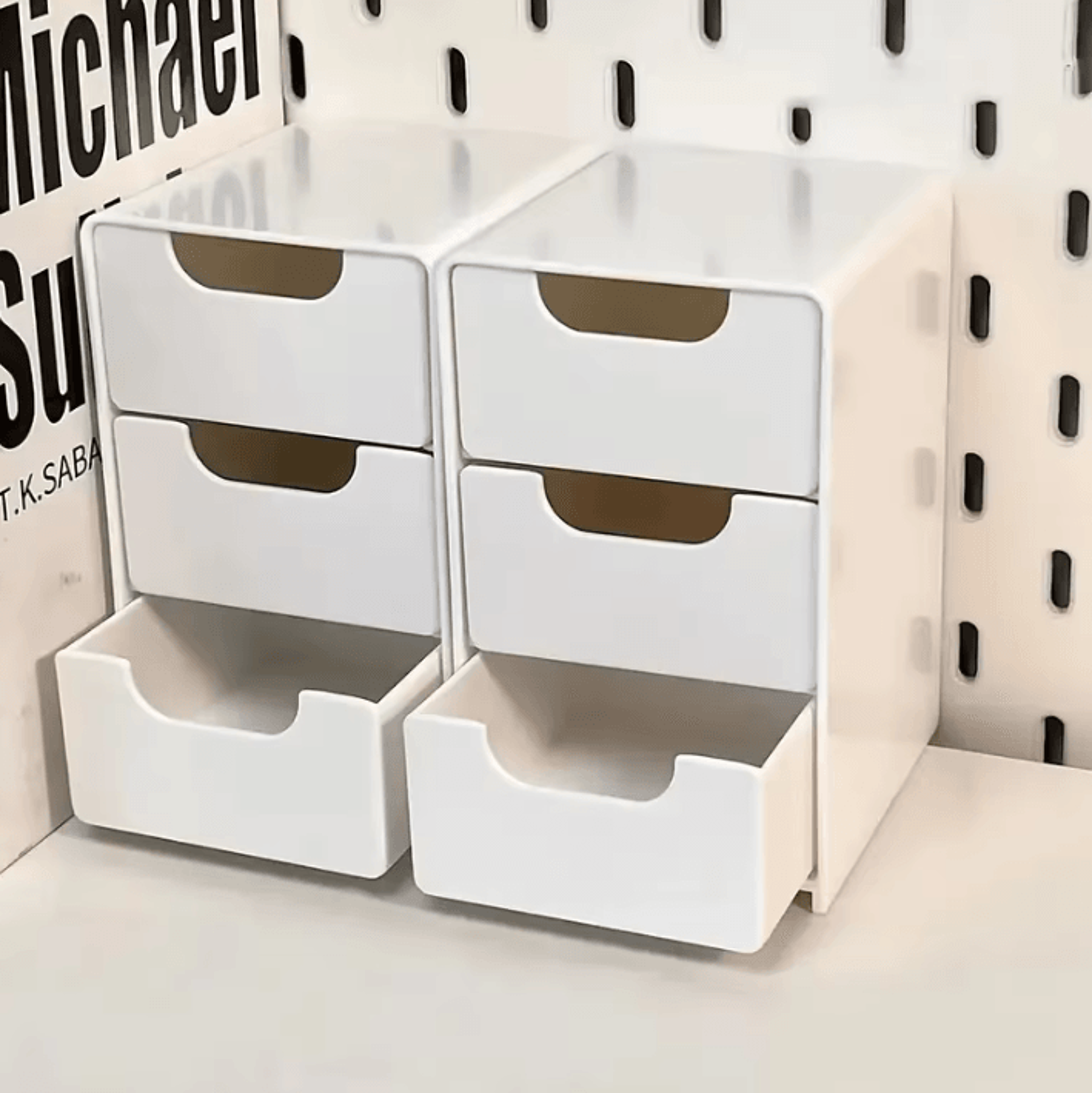 3 tier cosmetic and jewelry storage organizer with drawers