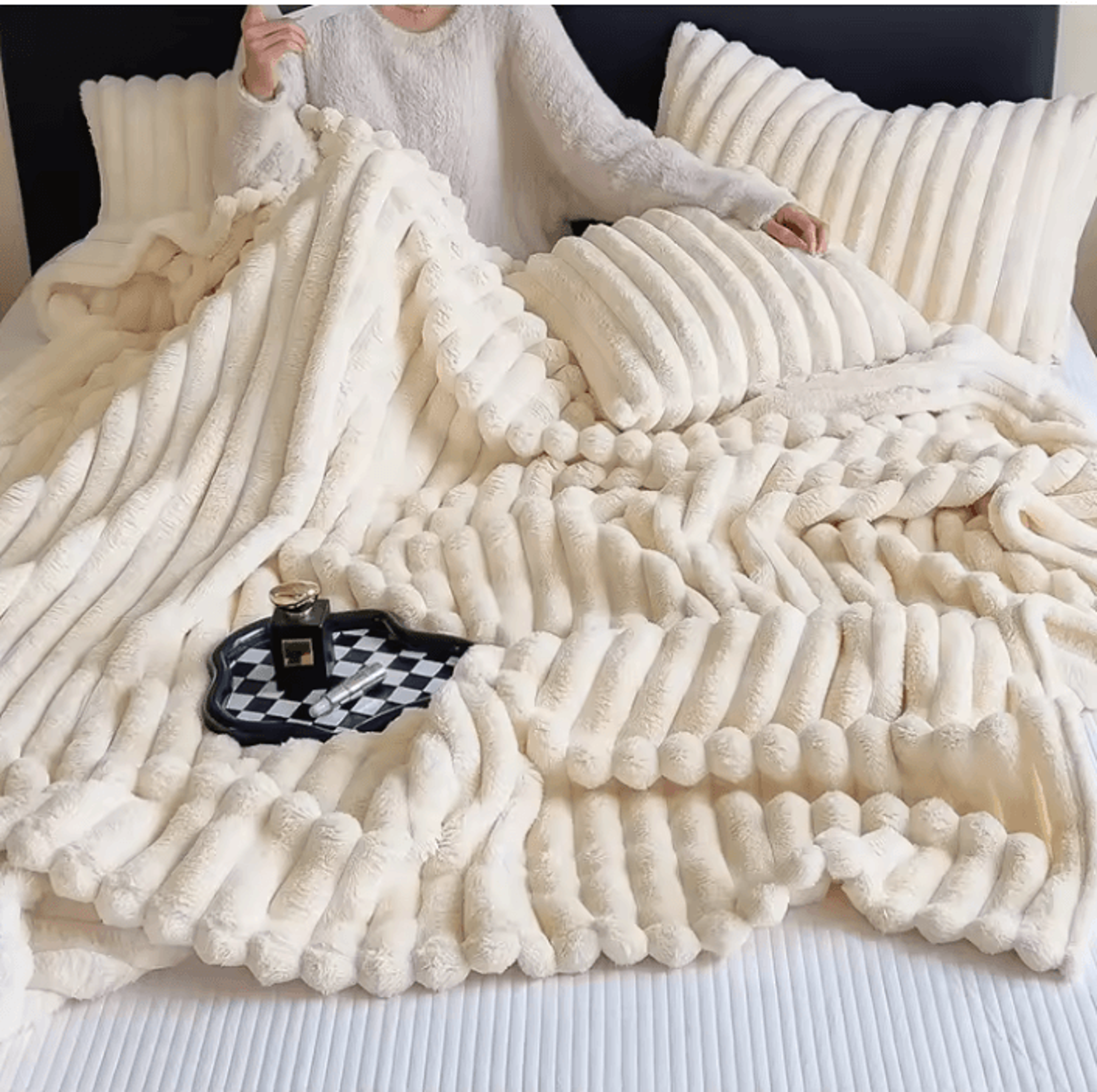 faux rabbit fur plush nap blanket