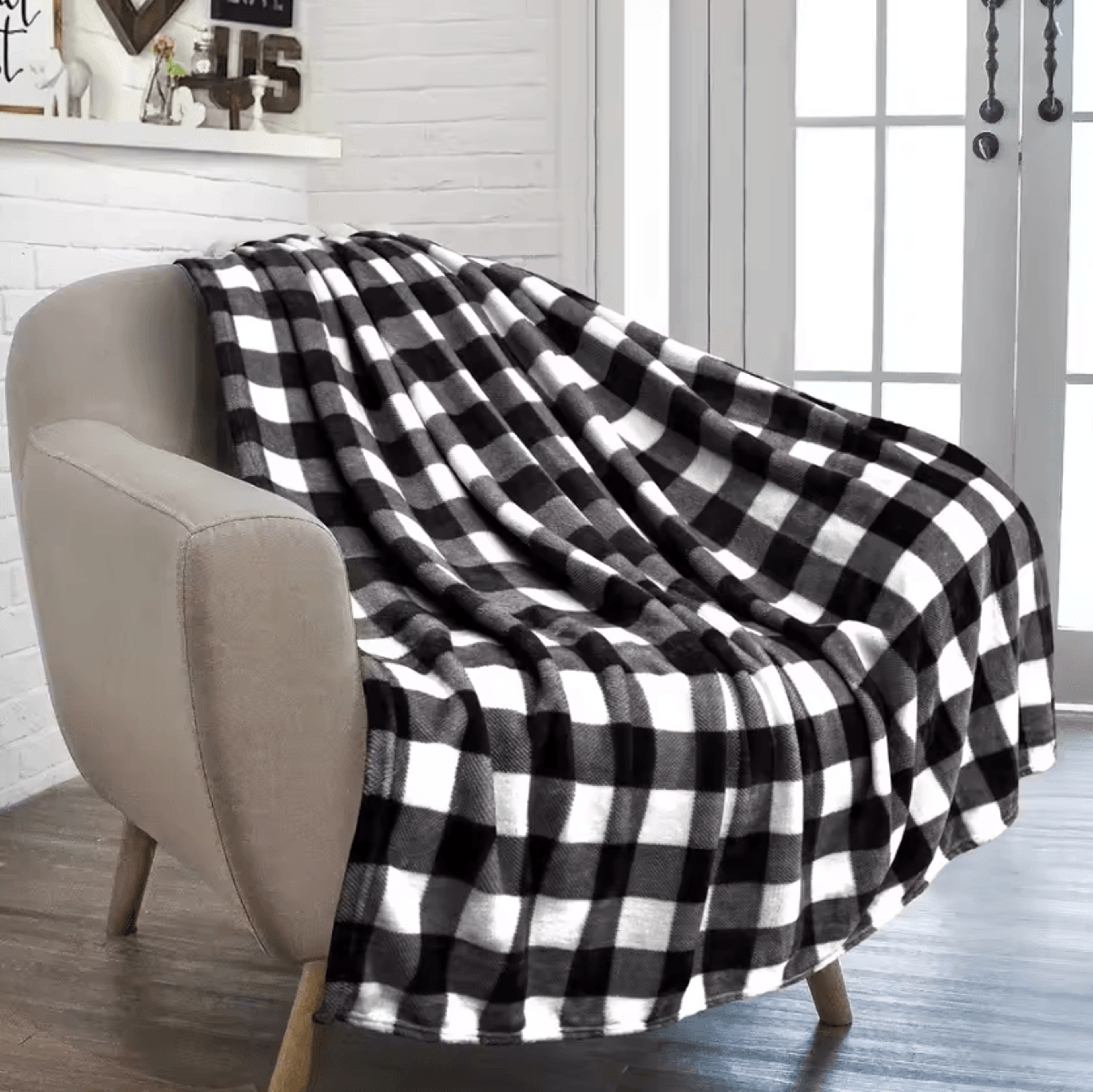 black and red plaid flannel throw blanket