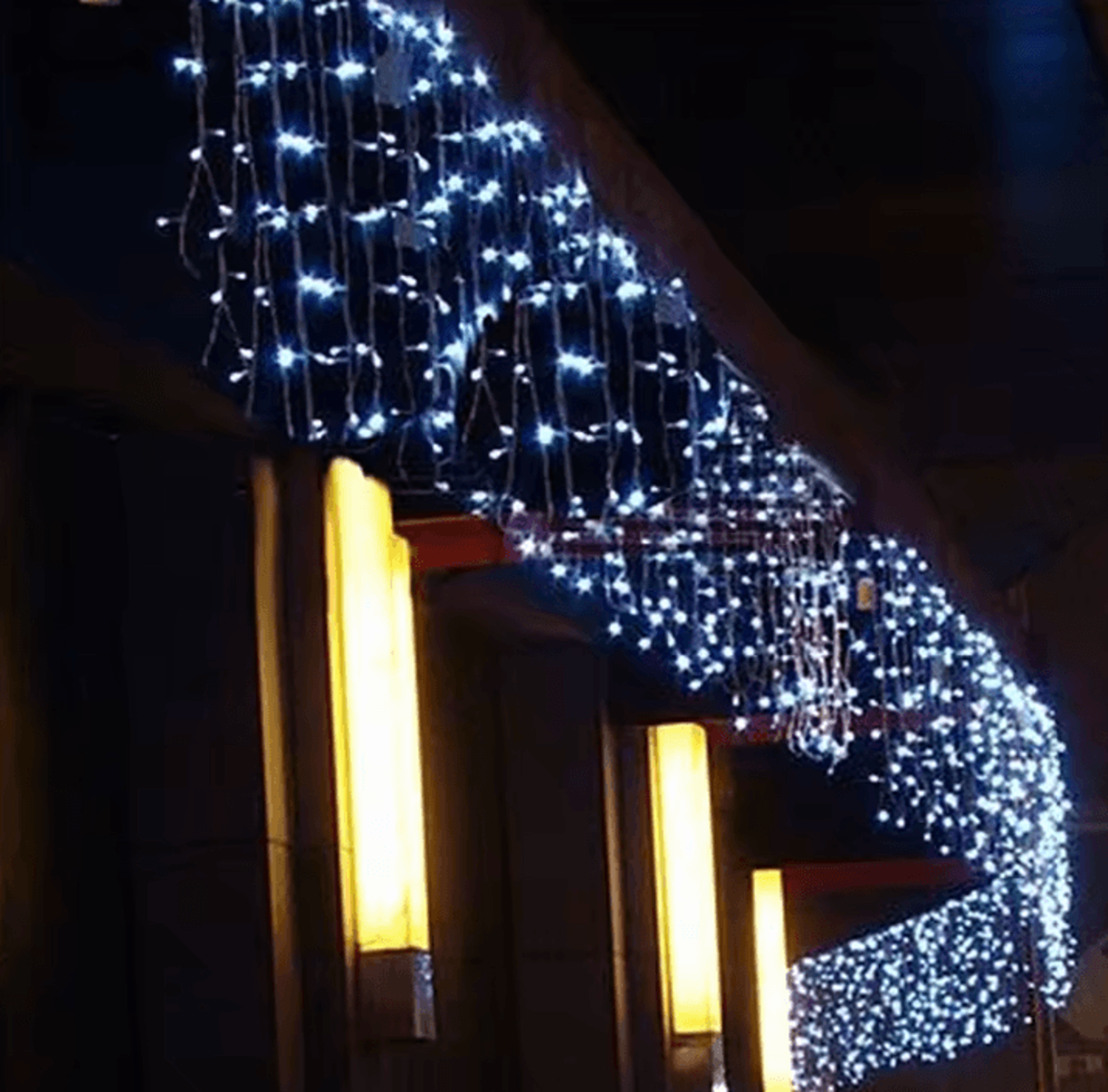 waterfall icicle christmas garland lights