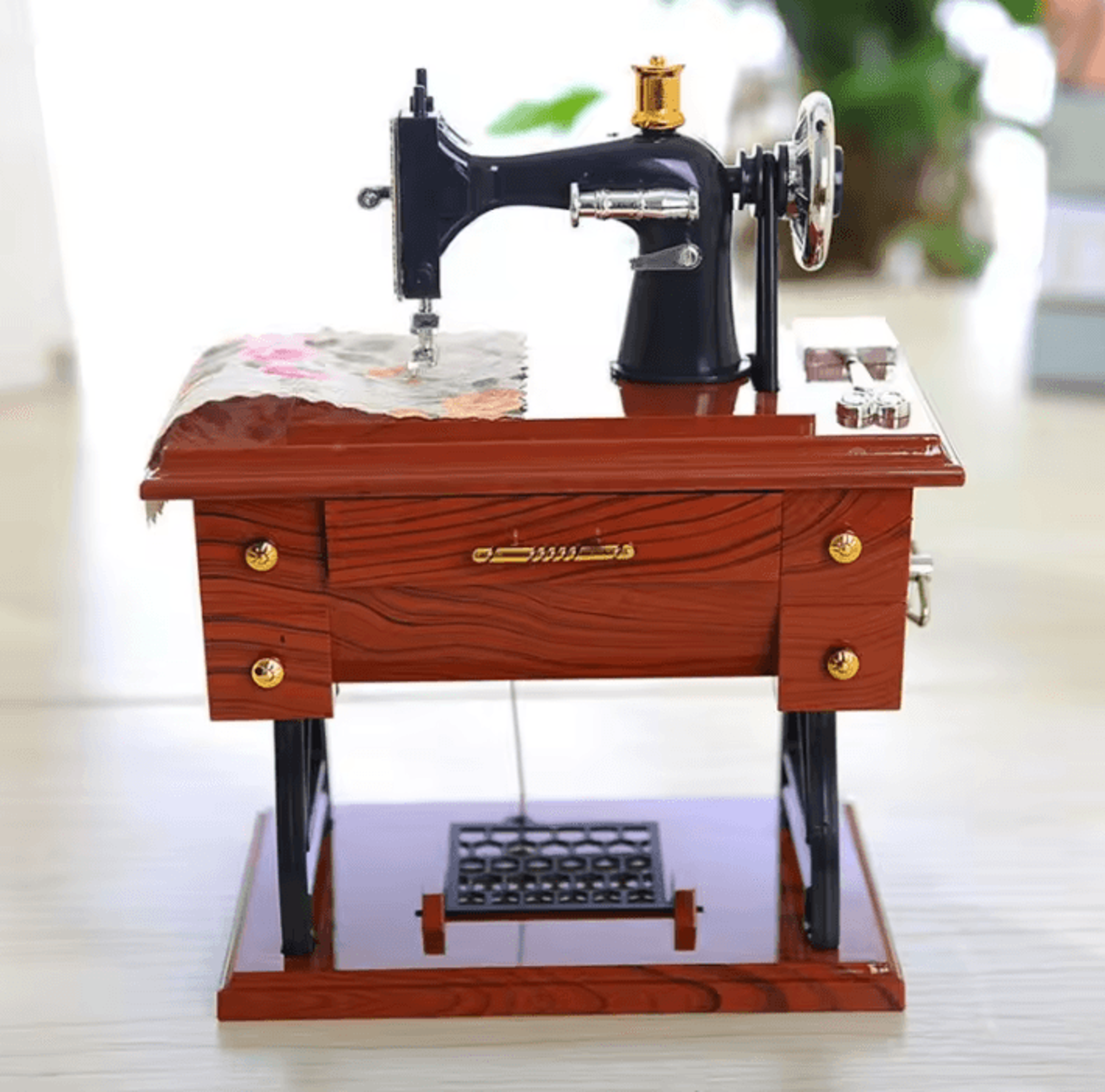mini retro sewing machine model desk ornament