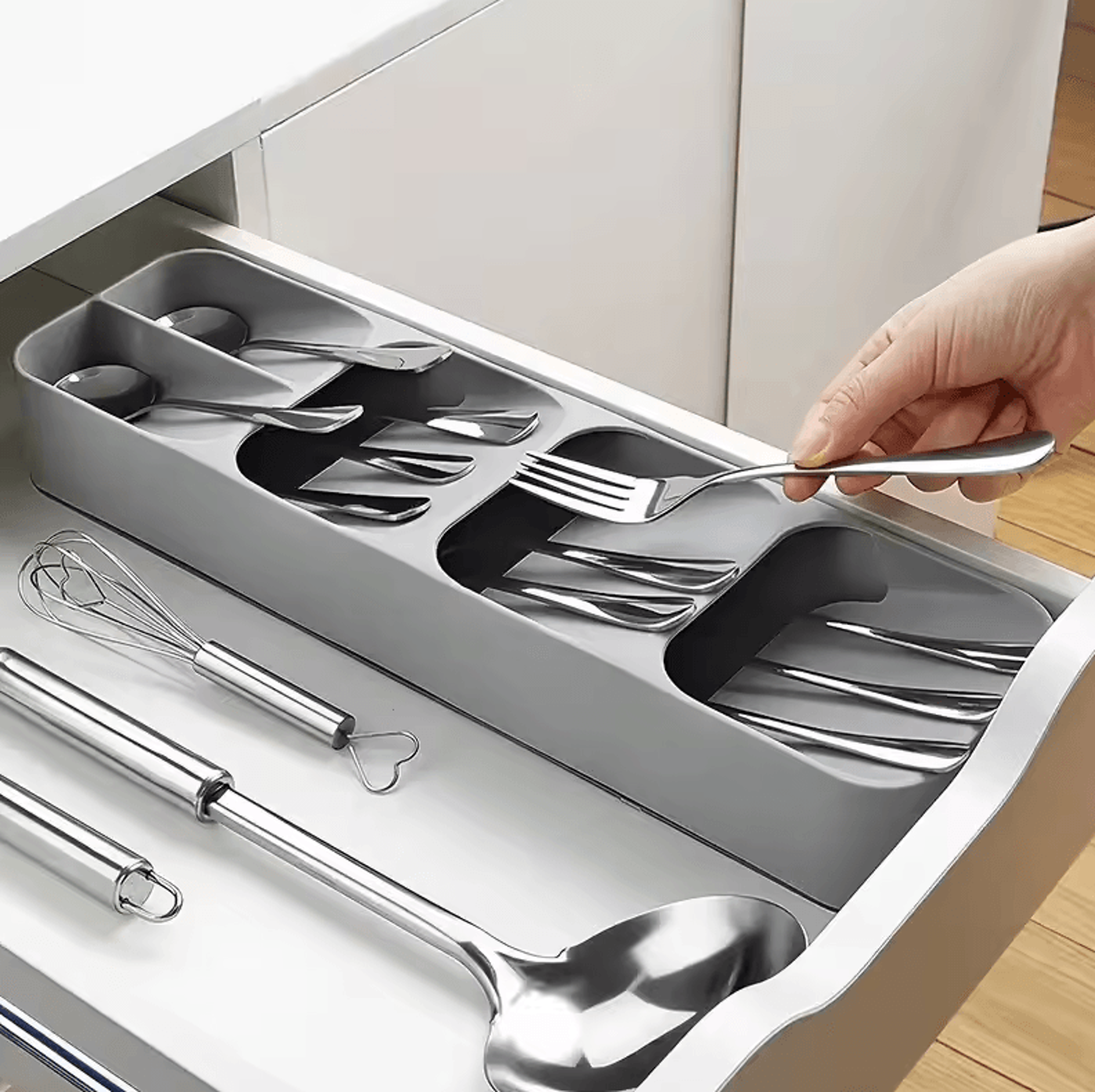 multi-purpose cutlery storage tray | compartmentalized kitchen drawer organizer box