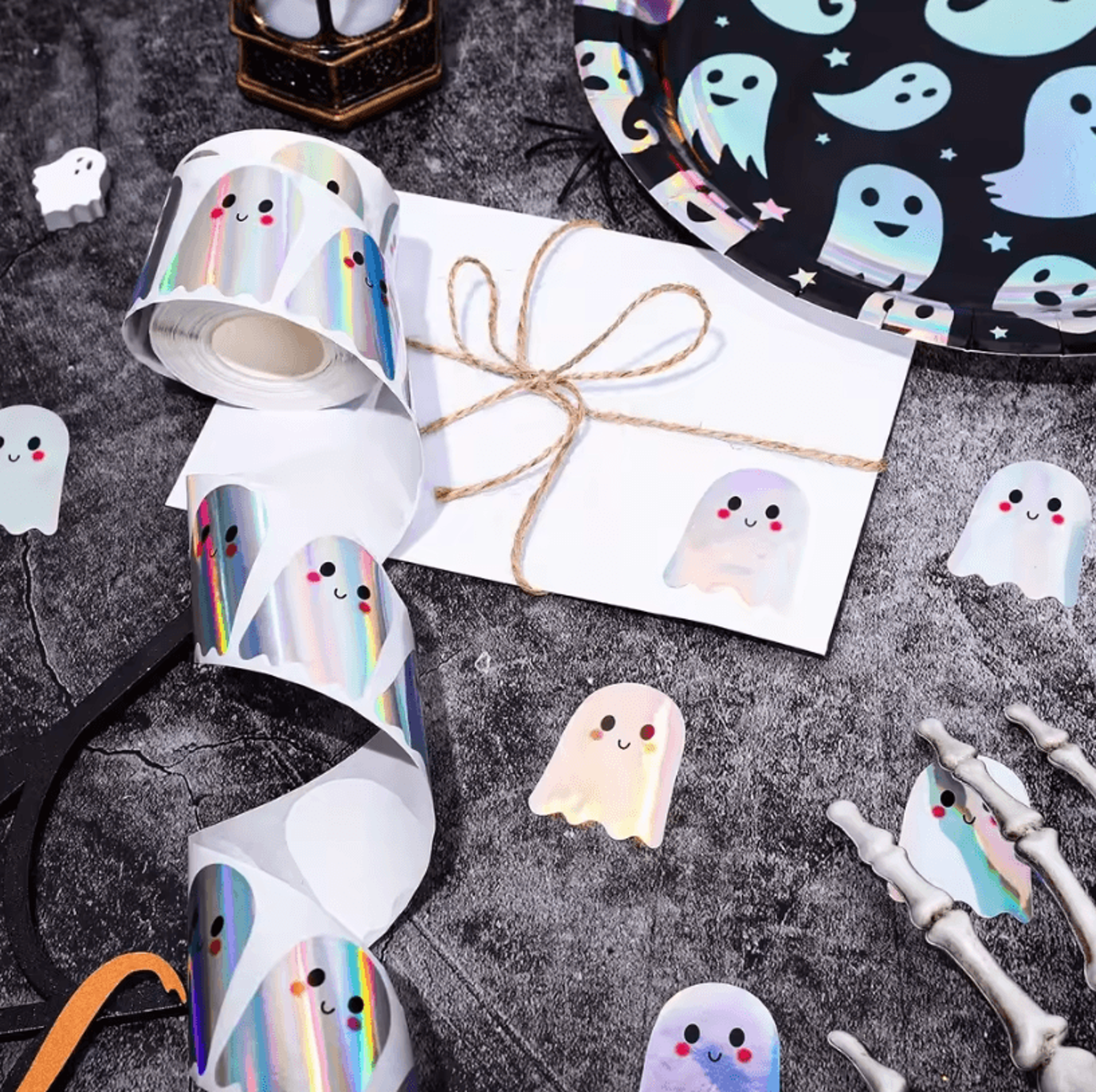 500pcs halloween stickers set – holographic ghost stickers (waterproof) for party & decoration supplies