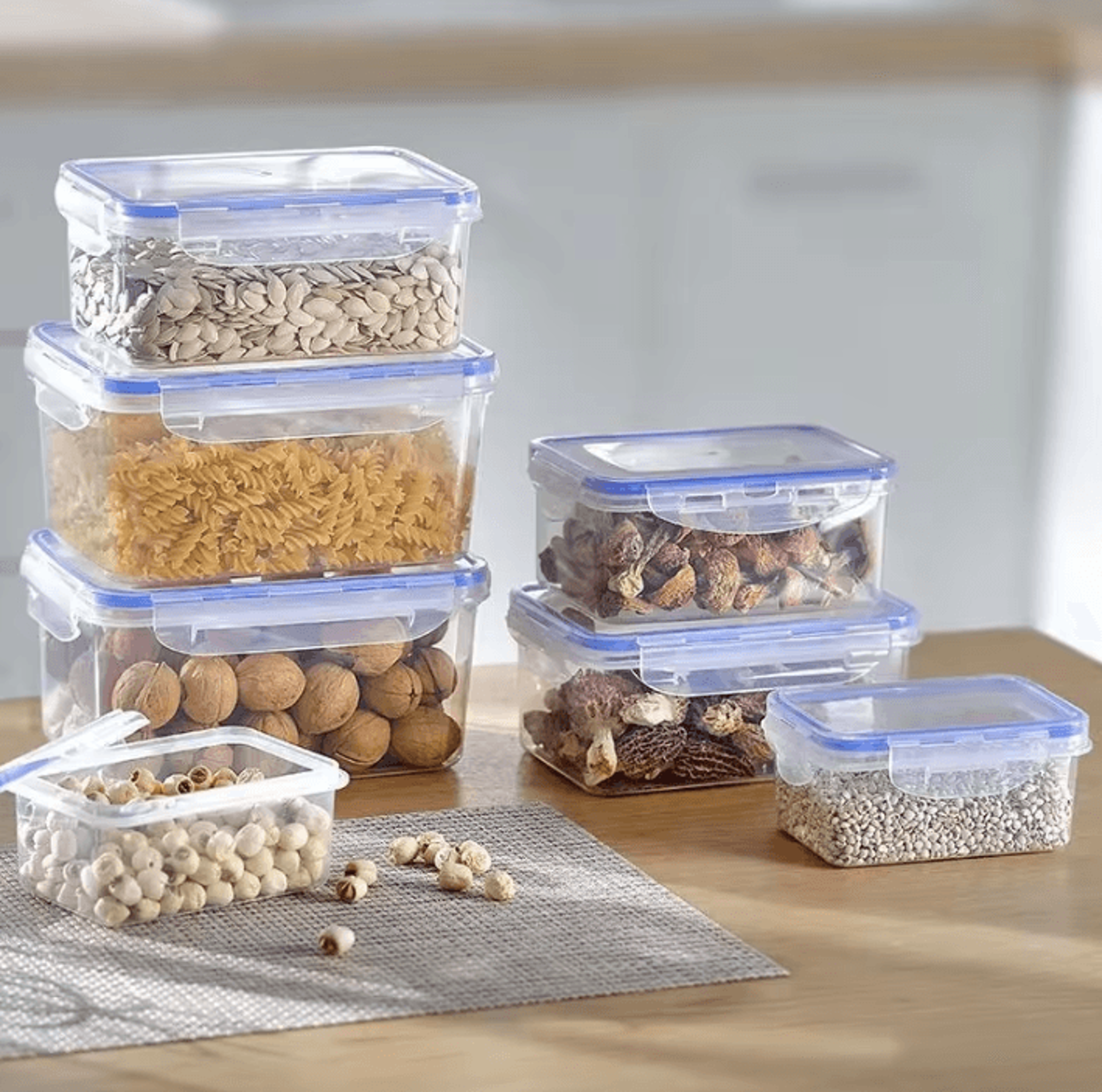 sealed rectangular food storage box – stackable crisper container and microwave lunch box