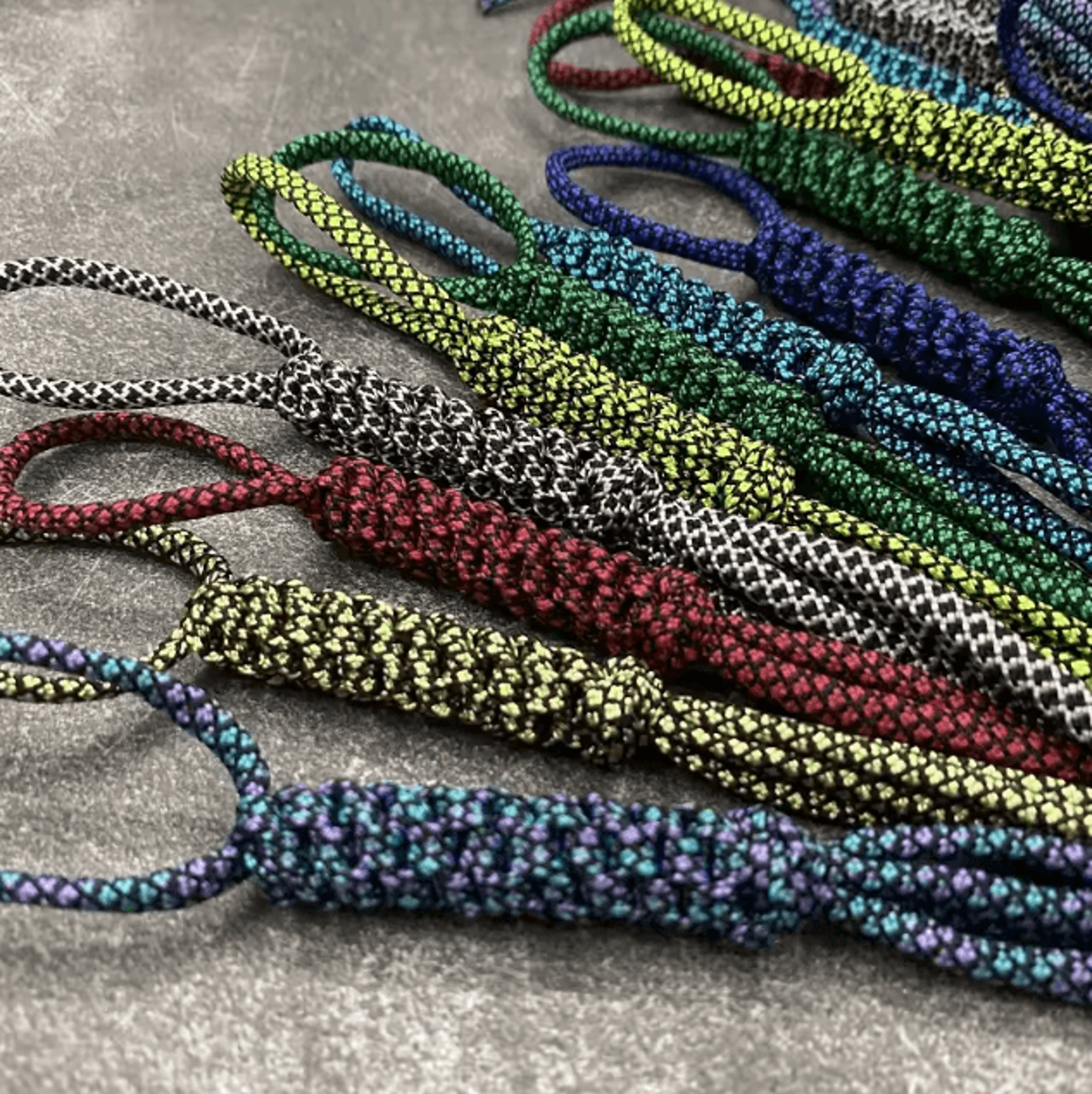 heavy-duty 550 paracord rope – 7-core 4mm paracord cord for camping, hiking, survival & diy gear