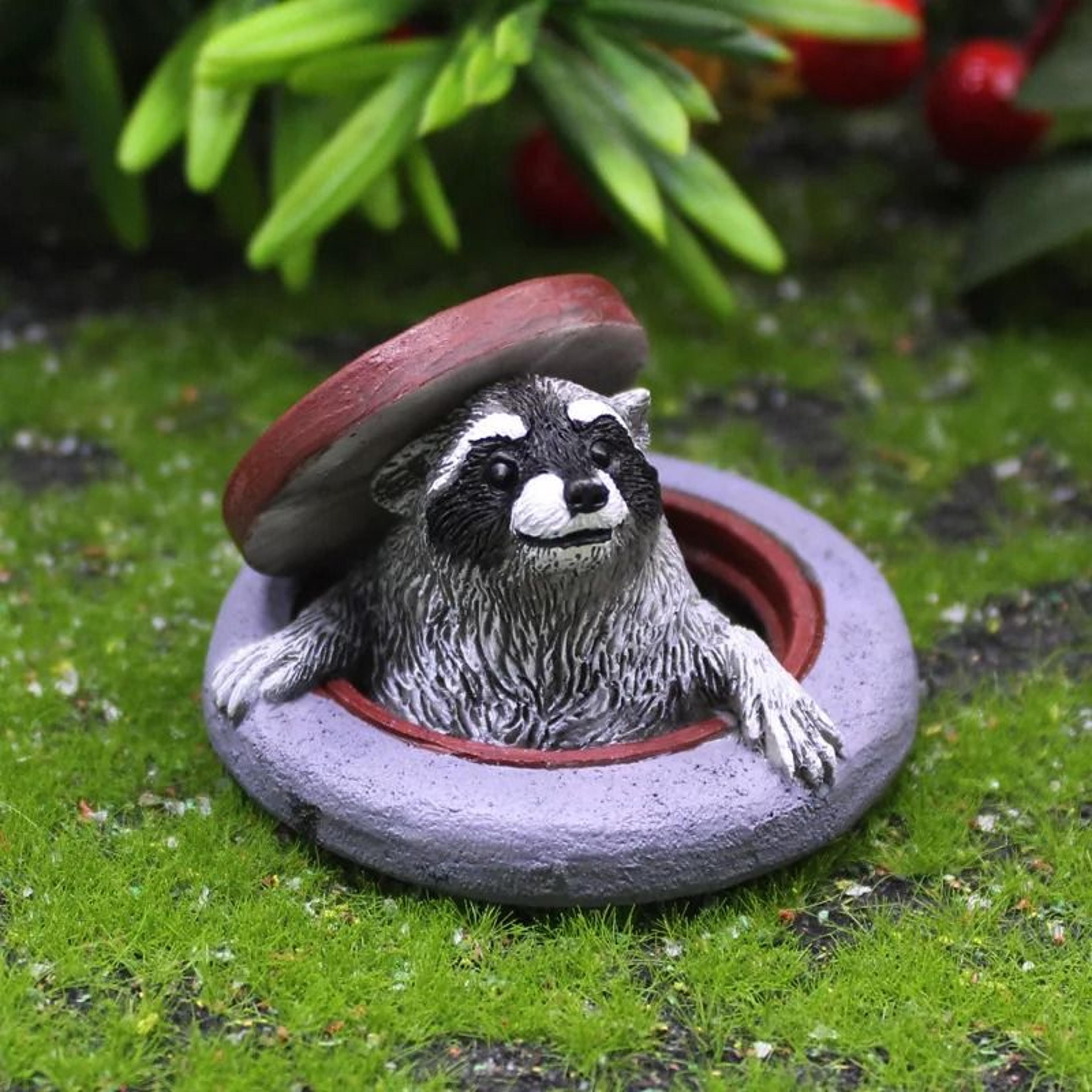 cute resin decorative raccoon statue – outdoor garden animal sculpture
