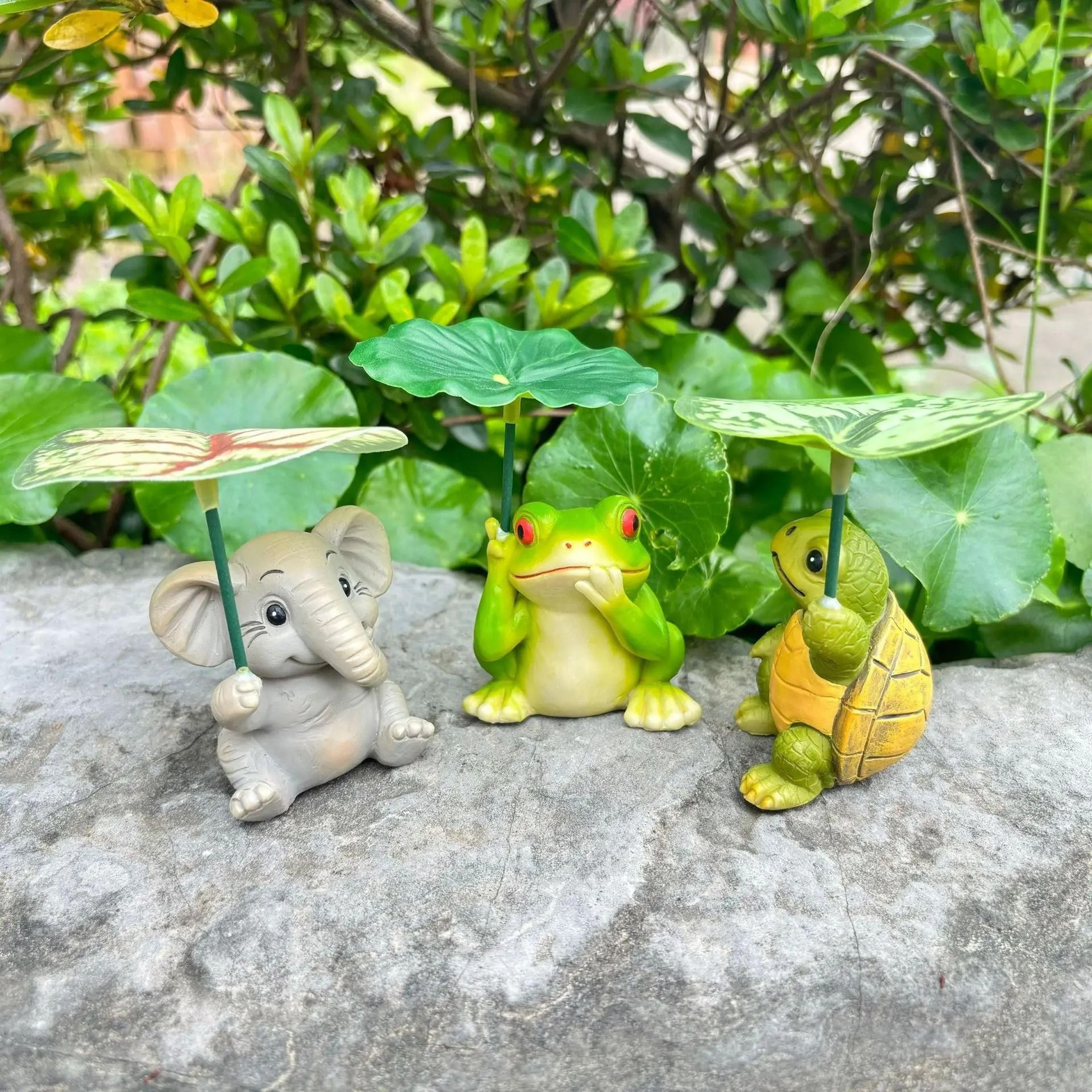 cute frog elephant turtle garden statues with leaf umbrella – whimsical resin animal figurines for outdoor yard decor