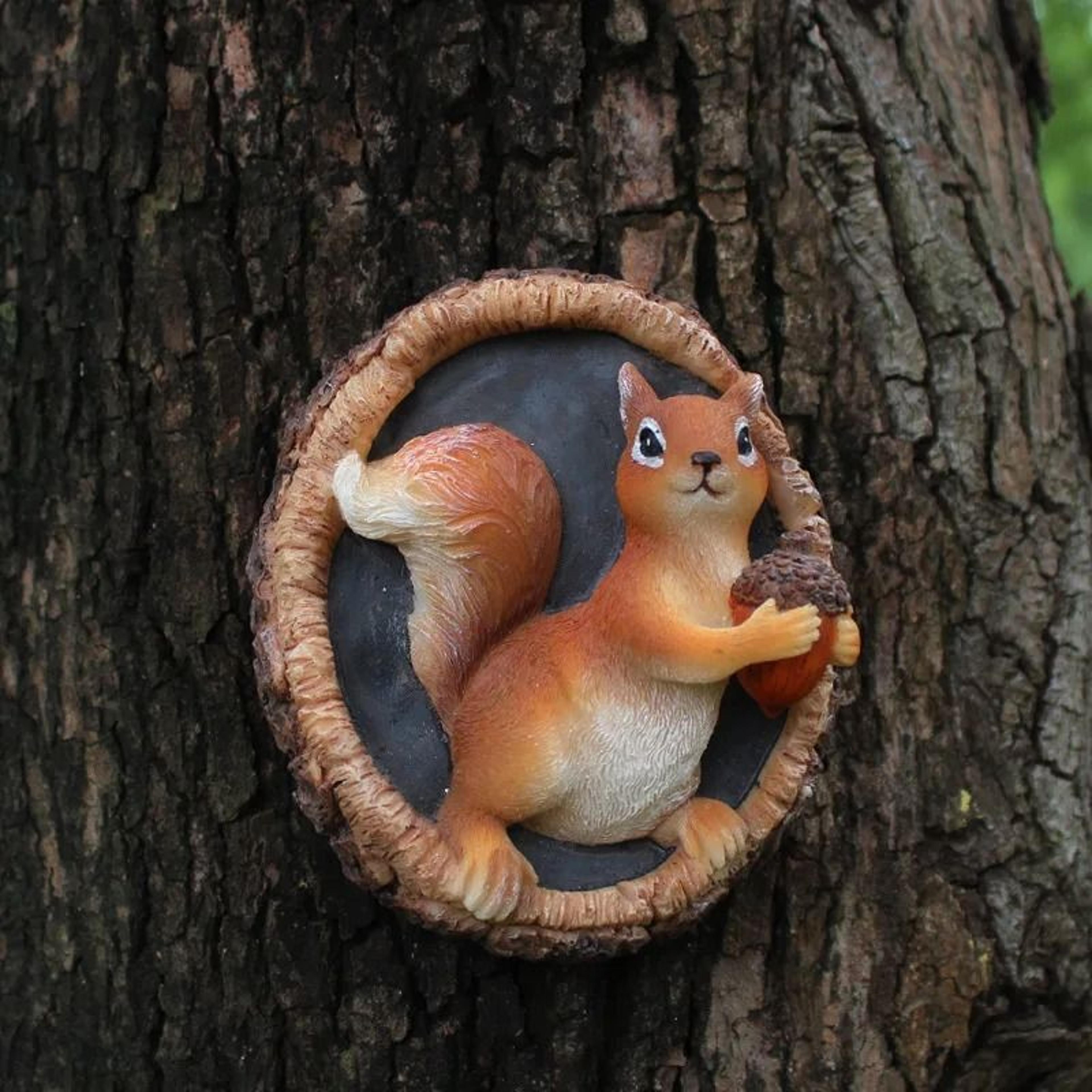 simulated squirrel tree hugger figurine – hanging resin outdoor garden sculpture