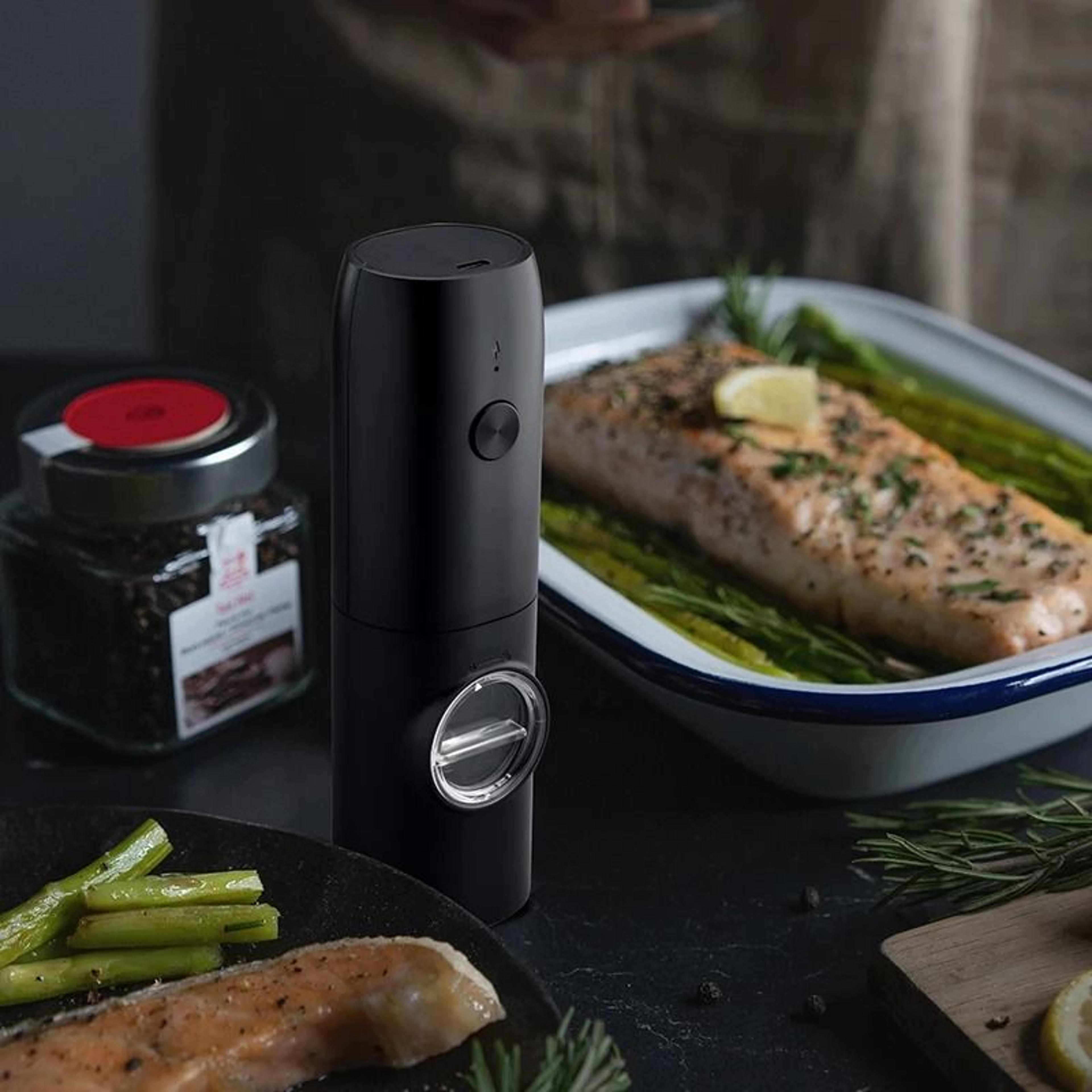 gravity sensing automatic pepper and salt grinder set with led light & adjustable coarseness