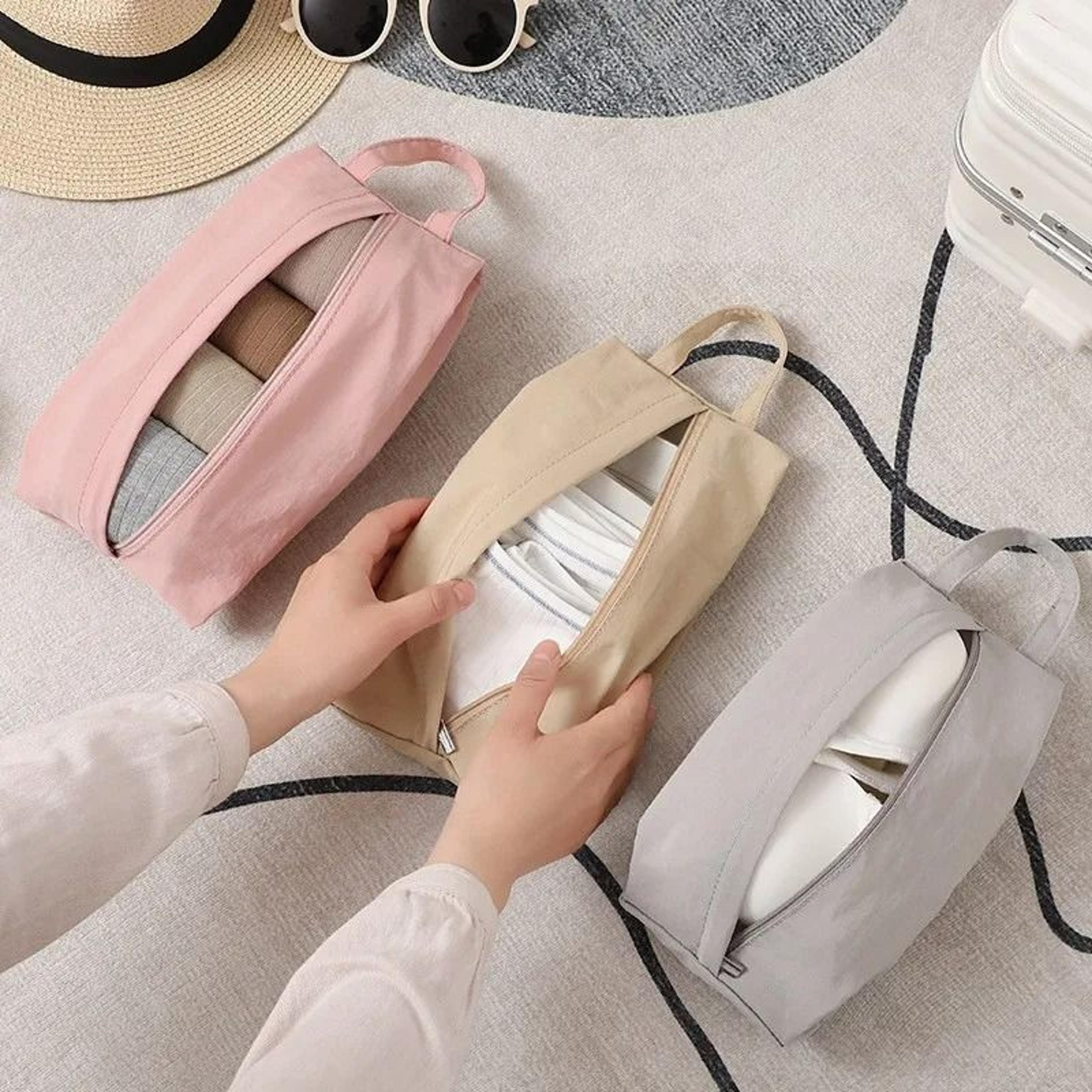 multifunctional travel underwear and socks storage organizer pouch for luggage