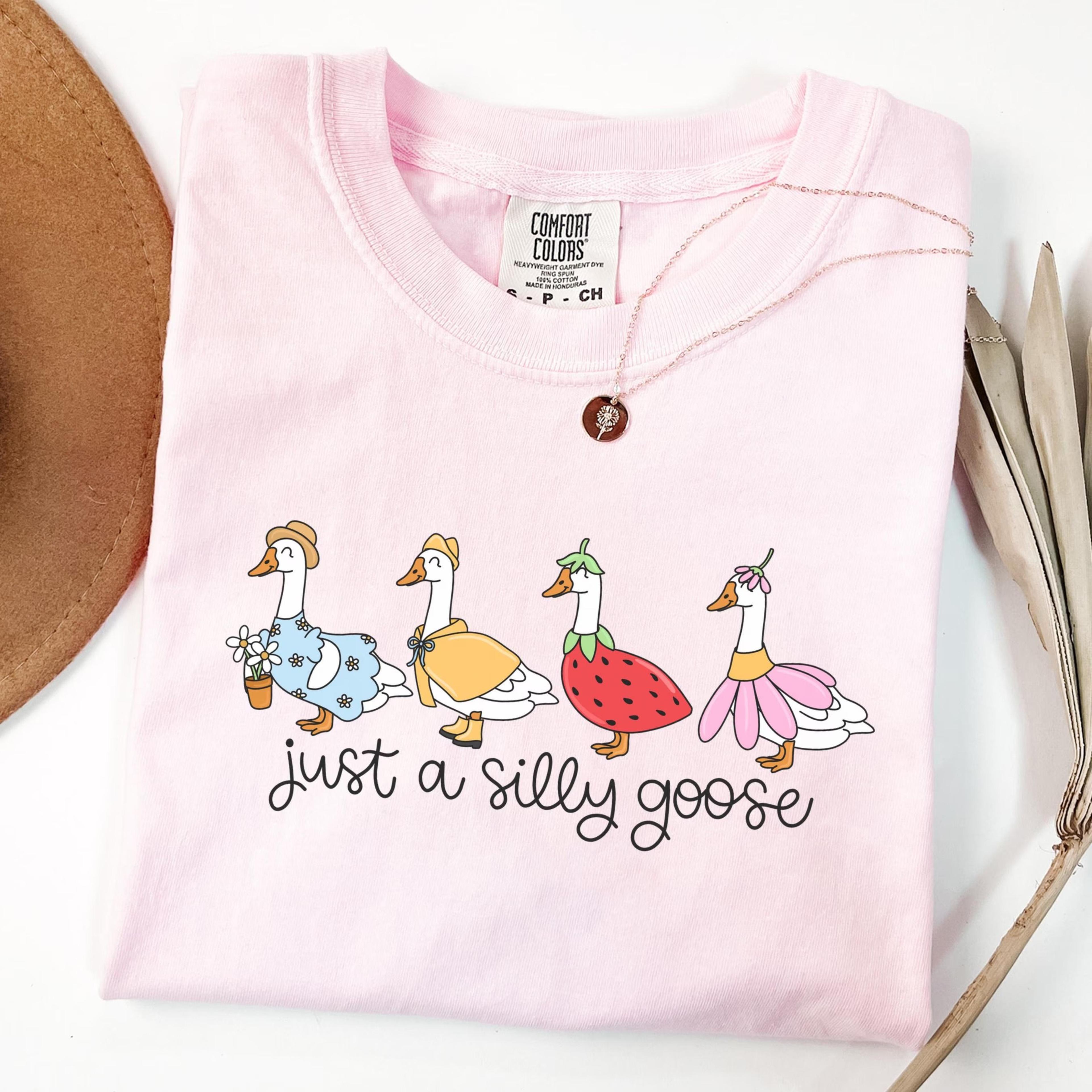 silly goose on the loose shirt | funny goose graphic tee | cute animal unisex t-shirt