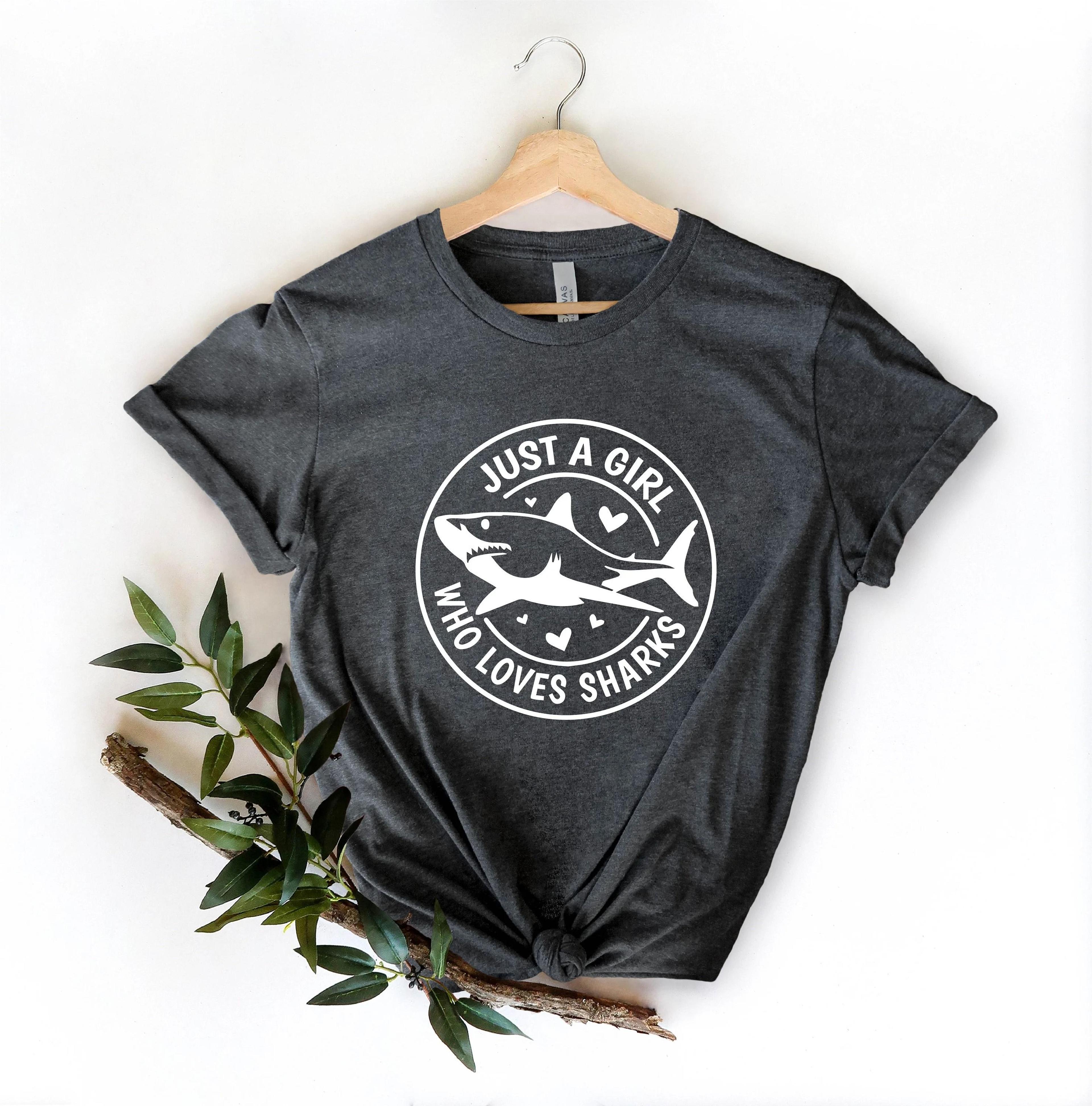 just a girl who loves sharks shirt funny shark graphic tee ocean lover marine life t-shirt