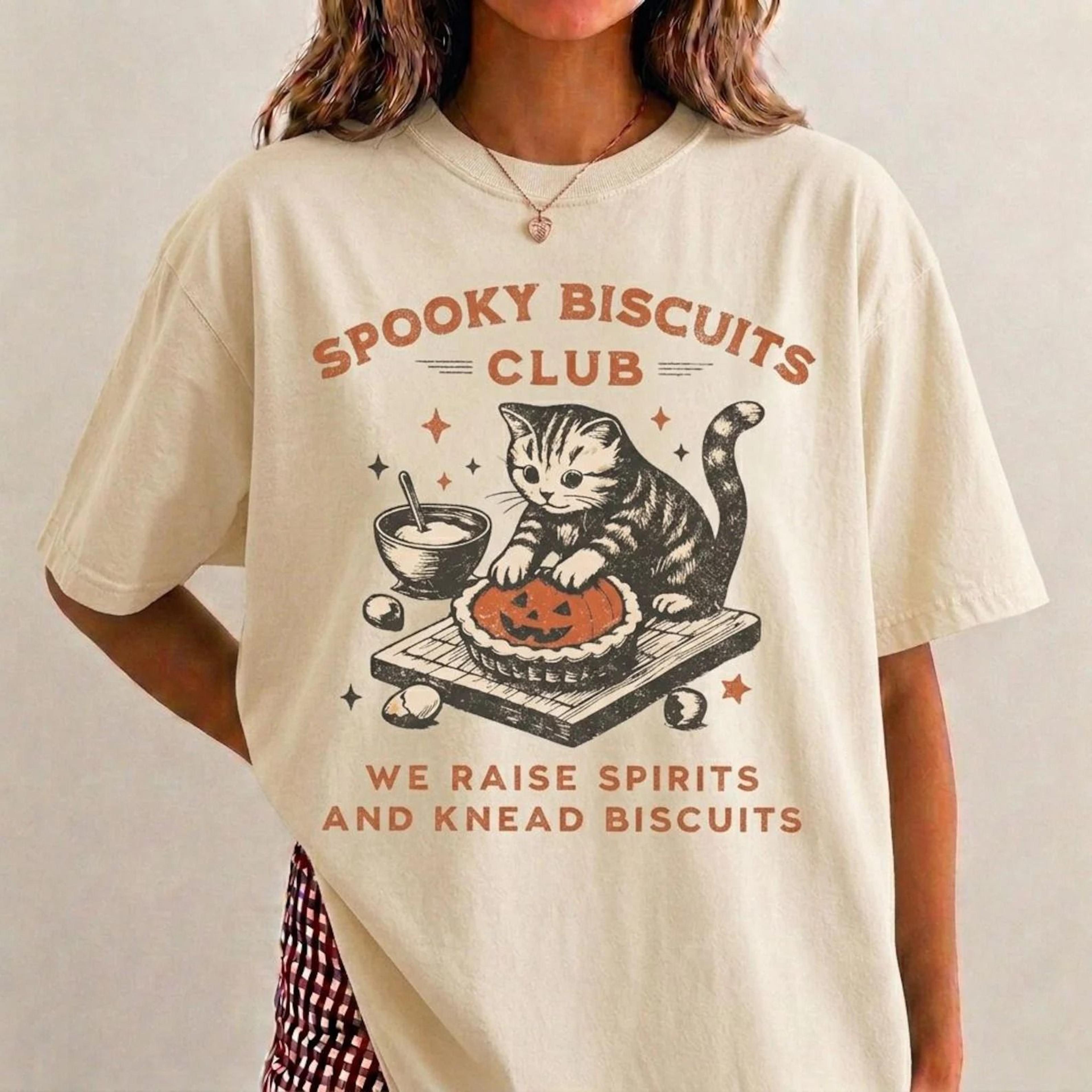 spooky biscuits club shirt, halloween cat t-shirt, pumpkin pie tee, spooky cat shirt, halloween baking t-shirt