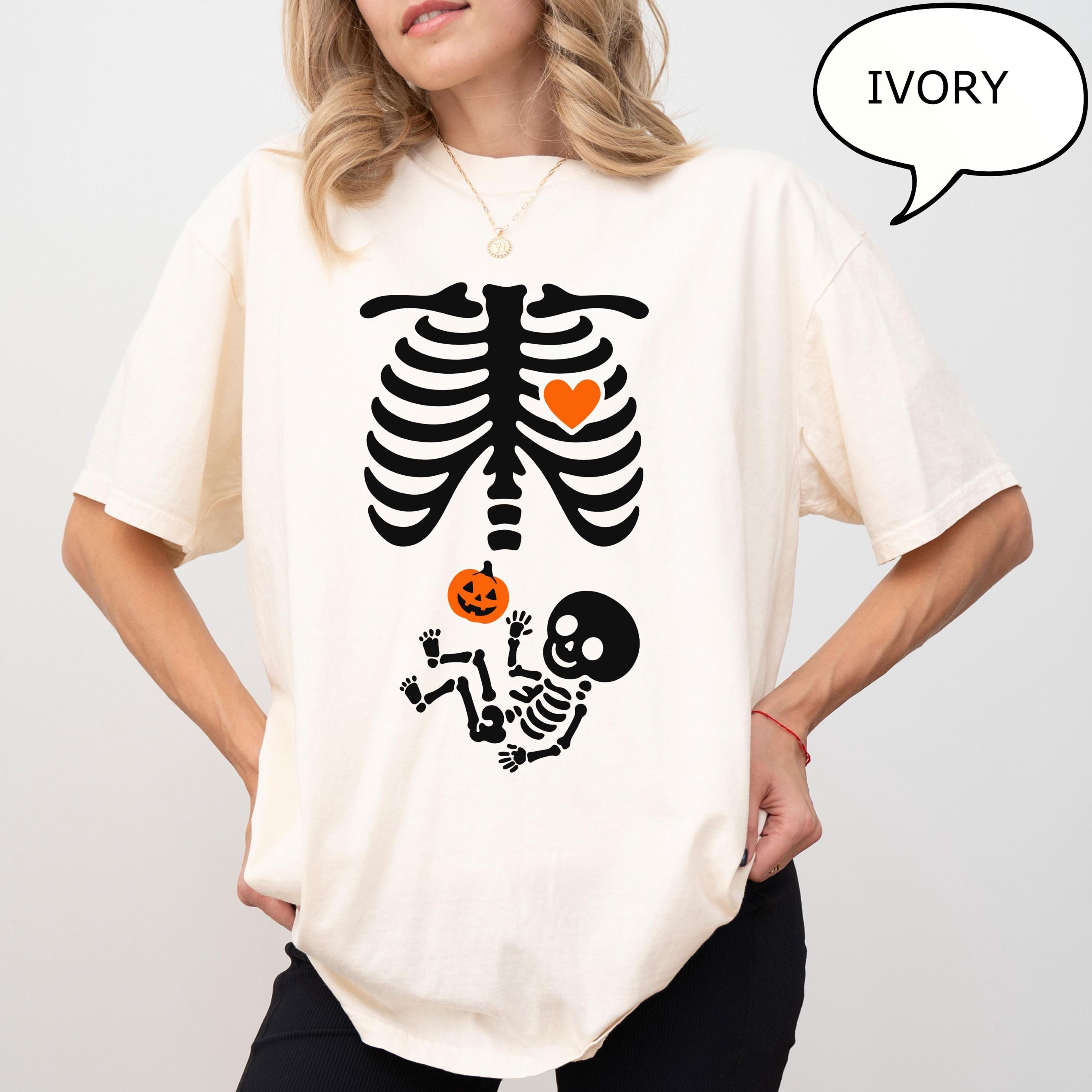 skeleton halloween maternity t shirt skeleton pregnant shirt pregnancy announcement graphic tee
