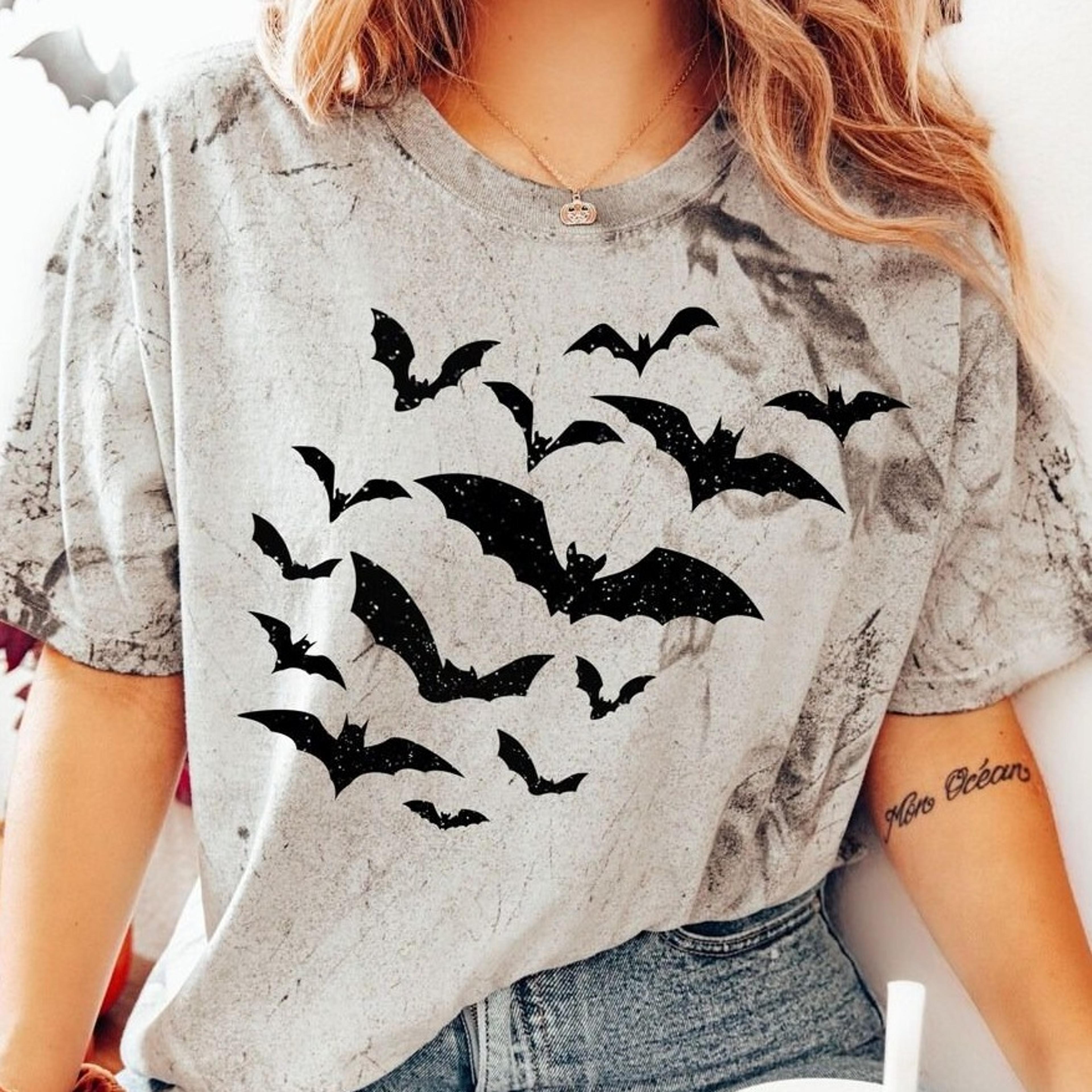 tie dye spooky black glitter flying bats halloween t-shirt cute fall halloween tee sparkly bats tee unique autumn gifts