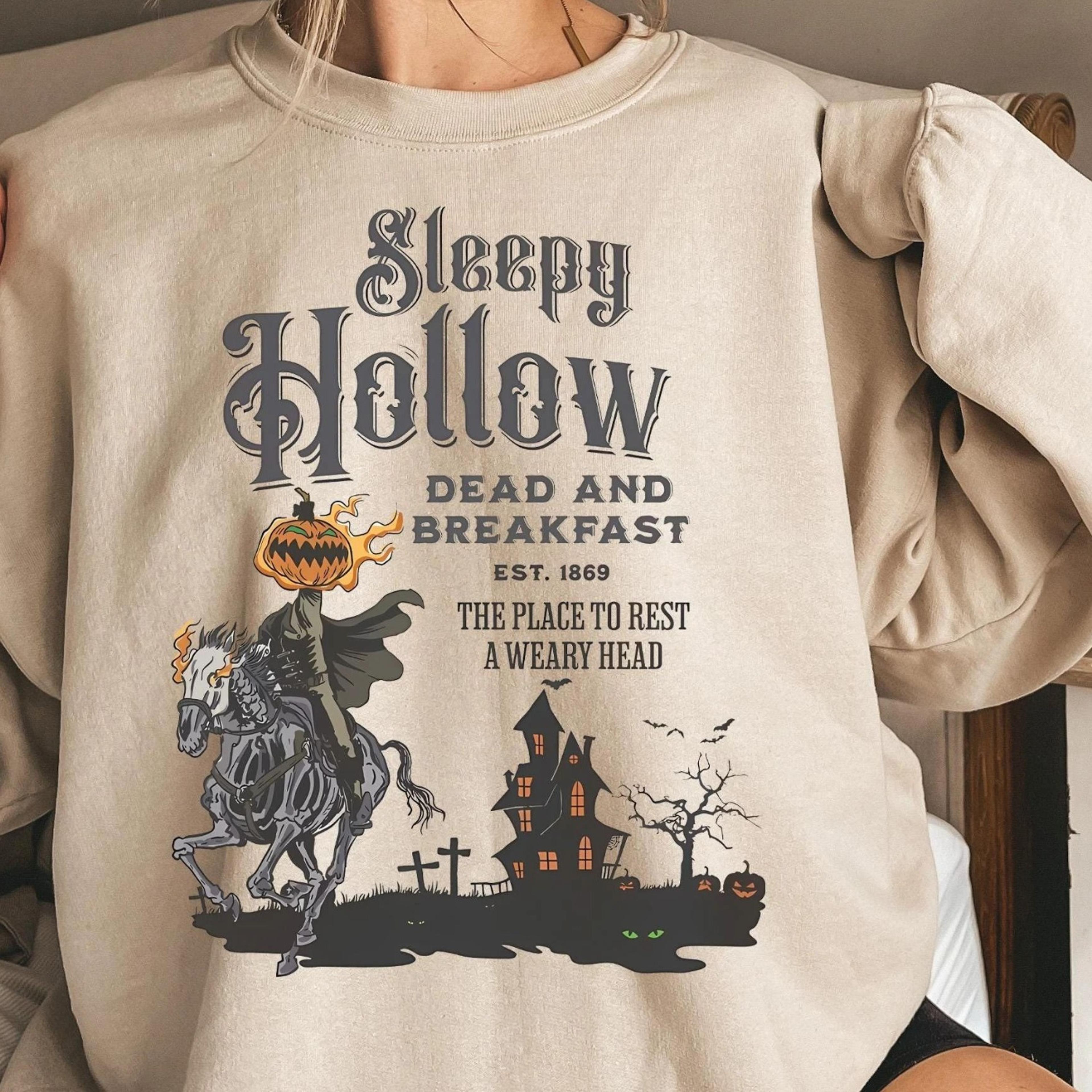 vintage halloween scary sweatshirt sleepy hollow sweatshirt headless horseman sweatshirt halloween horror sweatshirt hor