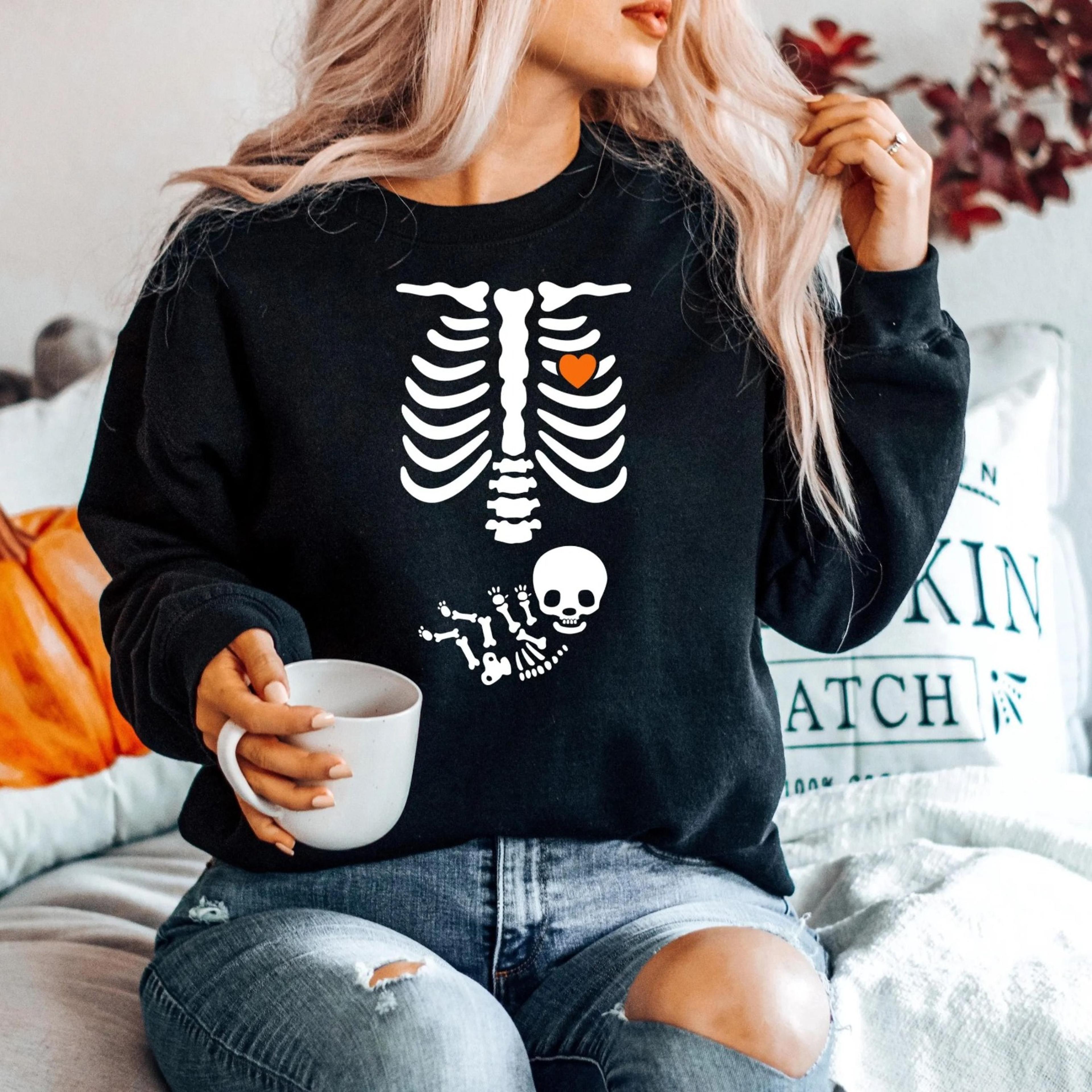 skeleton halloween maternity sweatshirt, funny pregnancy announcement sweat 2024, mommy to be , pregnant women shirt, fa