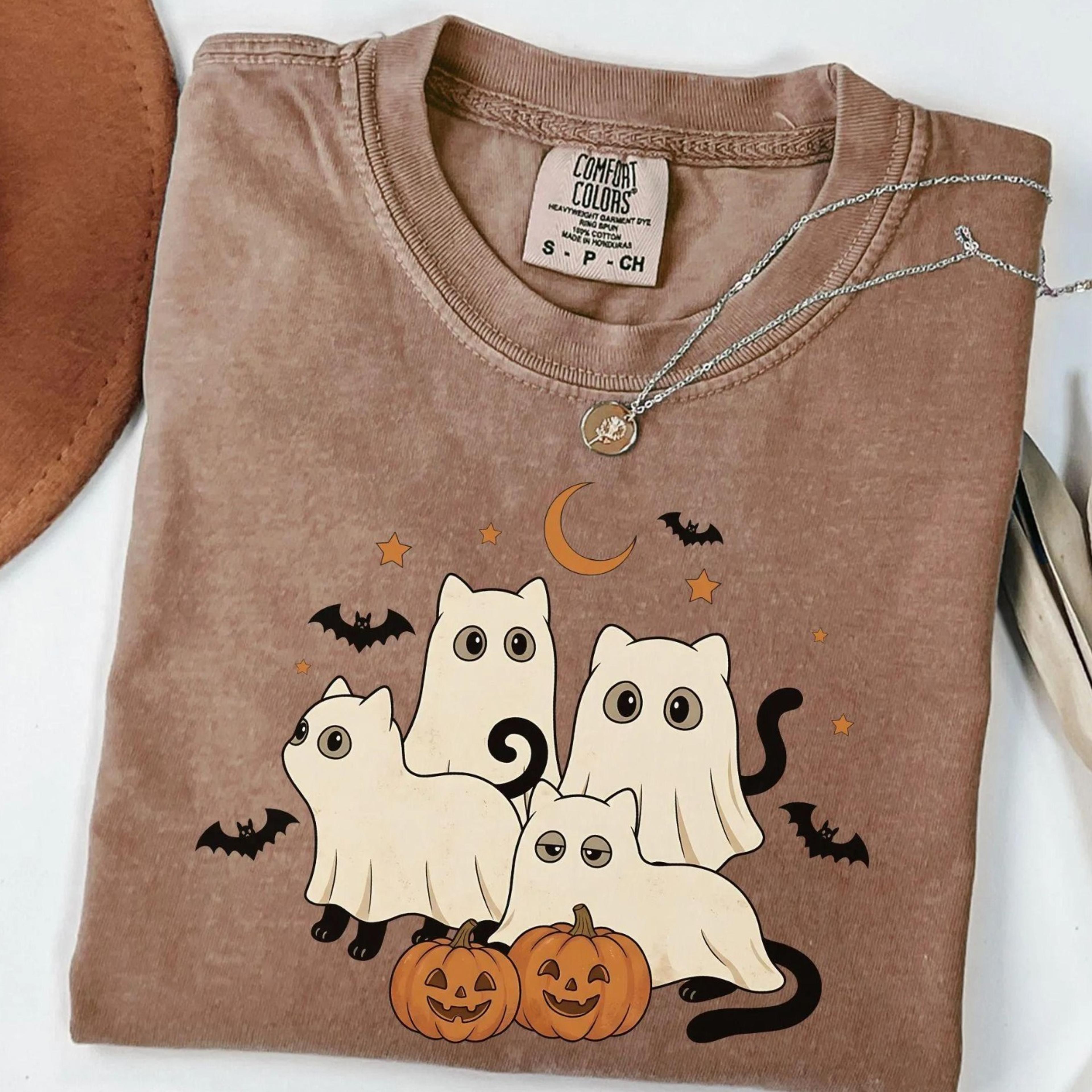 halloween cat shirt, ghost cat shirt, black cat shirt, cat mom halloween tee, spooky cute shirt, fall cat lover gift, pu