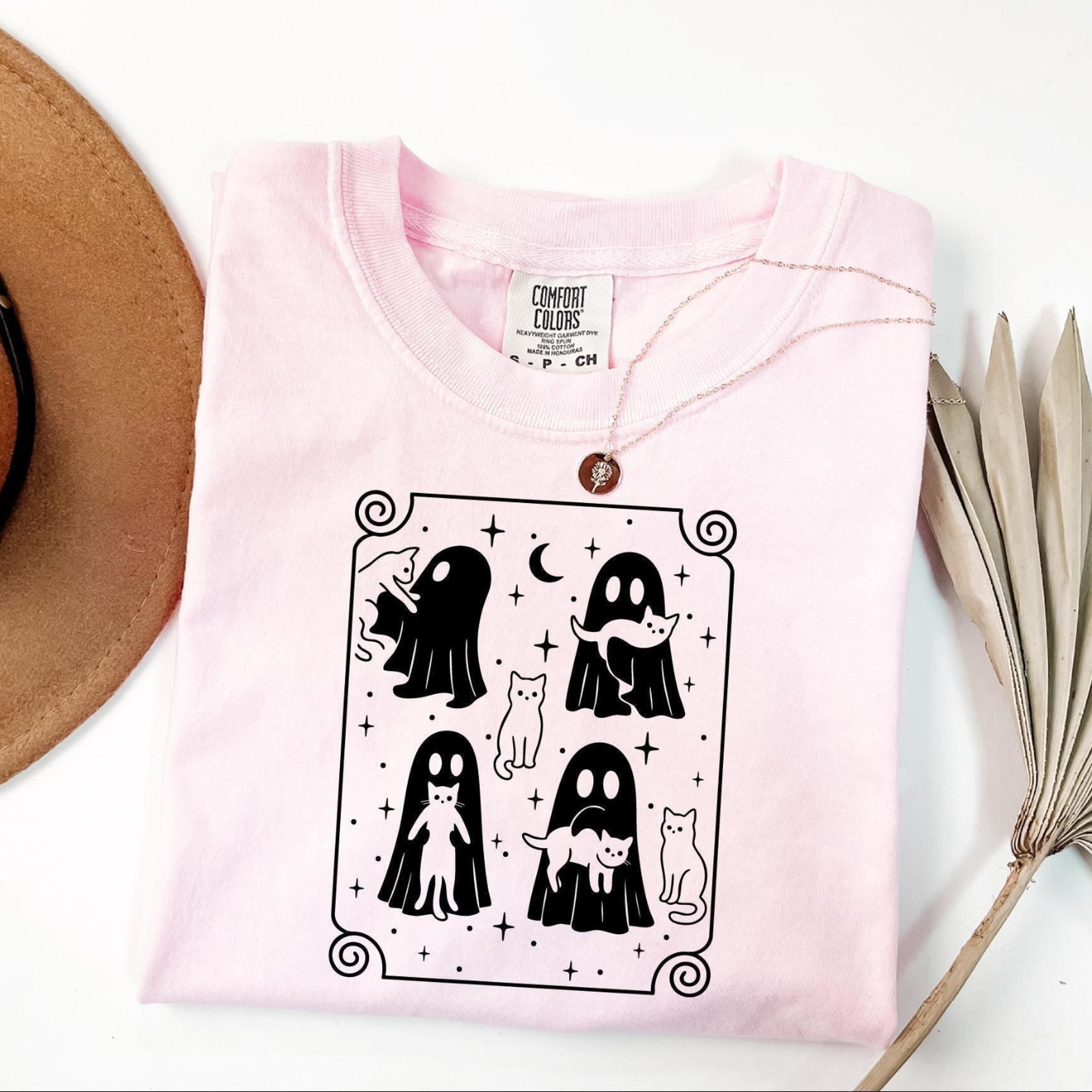 cute ghost cat halloween shirt, womens cat halloween shirt, gift for cat lovers, cat owners shirt