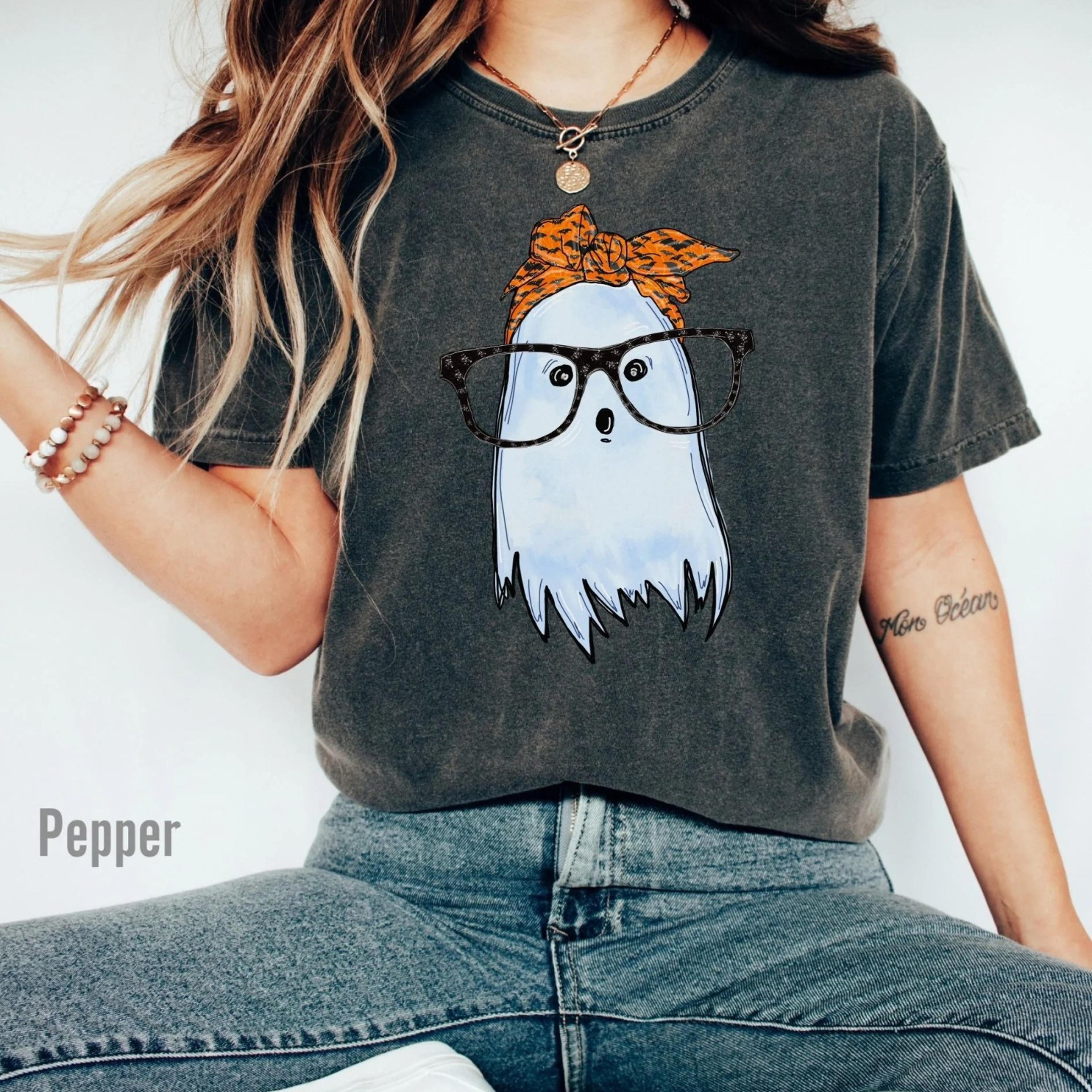 retro halloween comfort colors shirt vintage spooky ghost pumpkin graphic tee cute fall shirt halloween gift for her