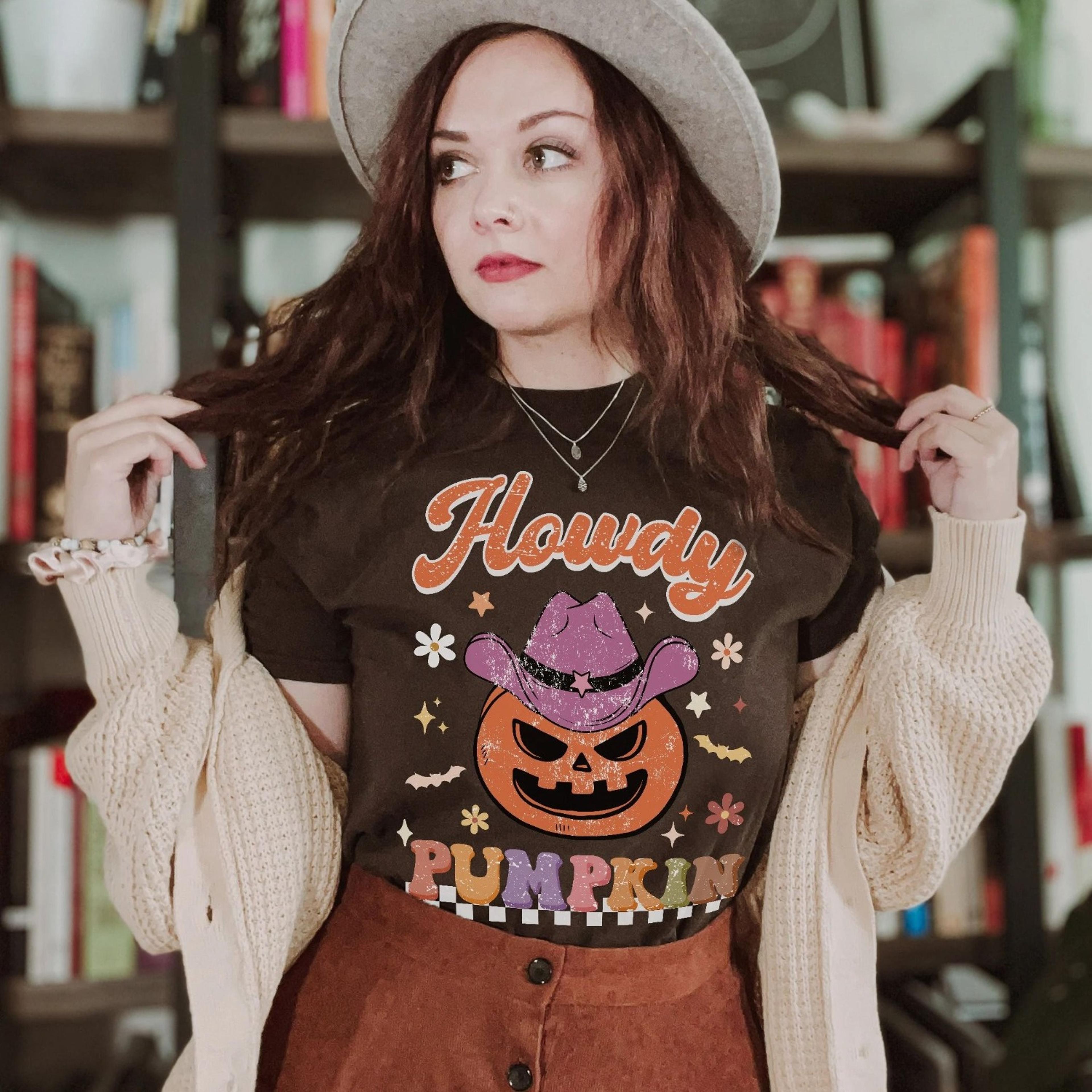 howdy pumpkin shirt retro halloween shirt plus size halloween crewneck spooky season shirt western graphic tee cowgirl s