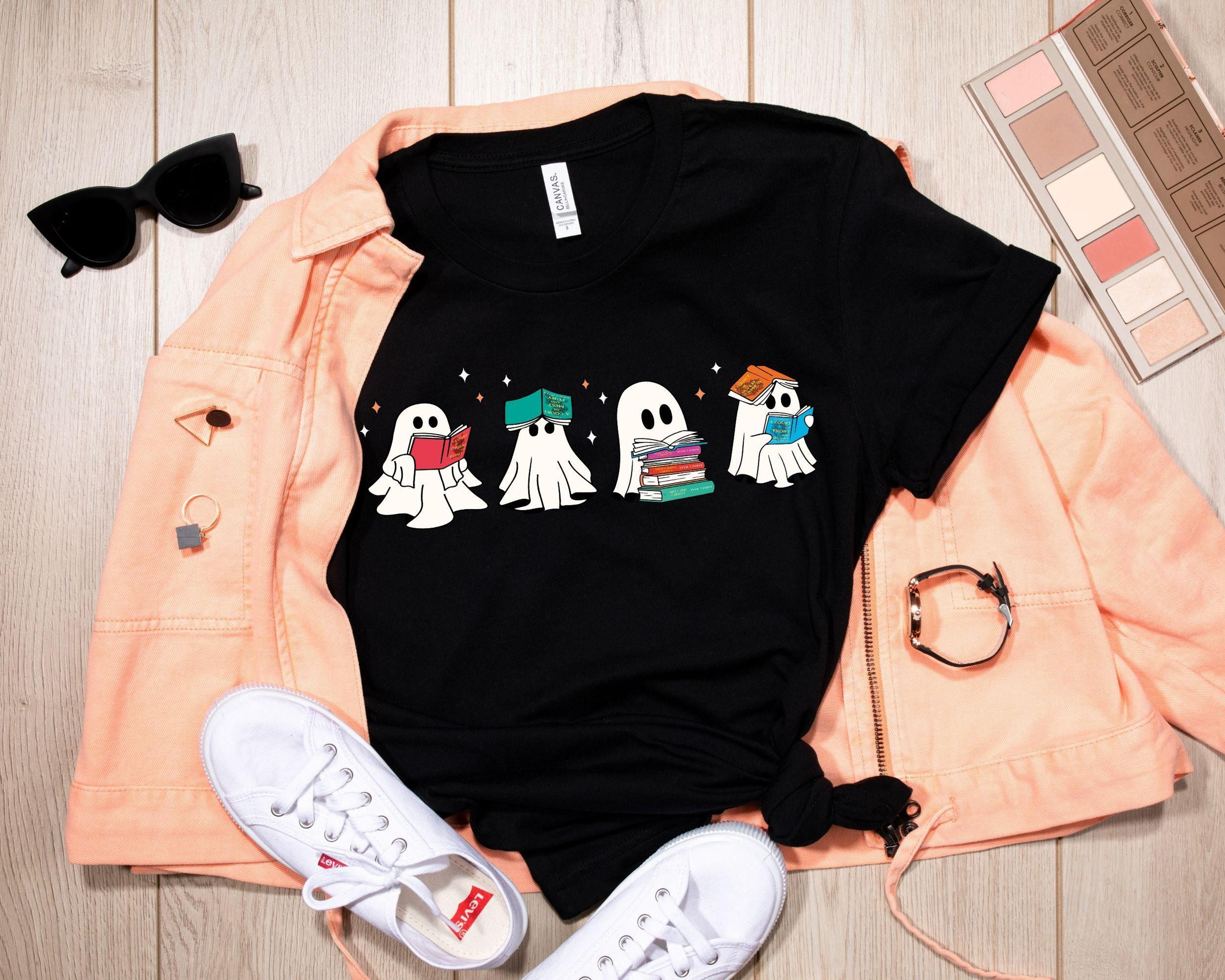 ghost reading shirt, acotar ghost shirt, bookish ghost shirt, book reader ghost, halloween shirt, book ghosts t-shirt, b