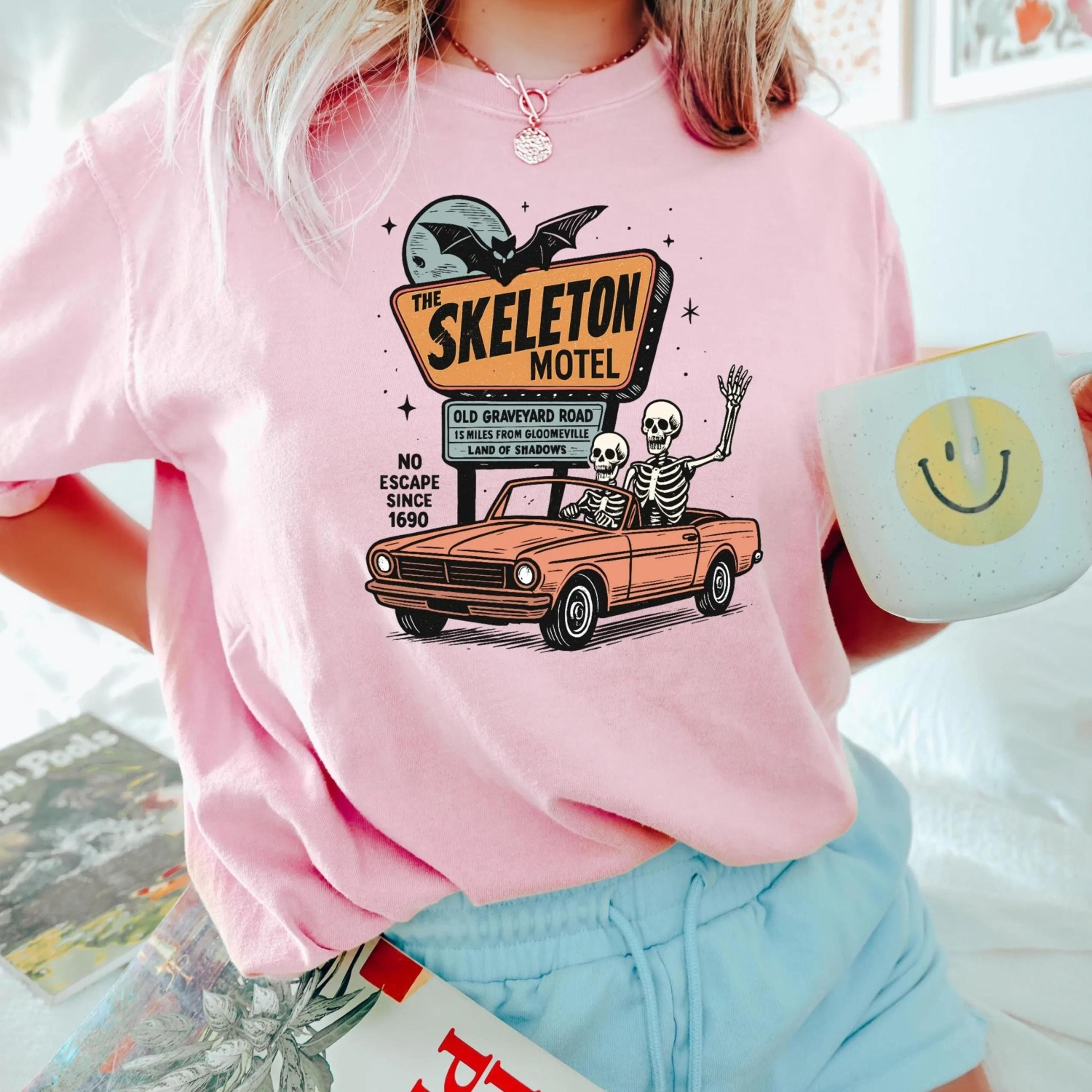 the skeleton motel retro funny halloween tshirt, haunted mansion halloween