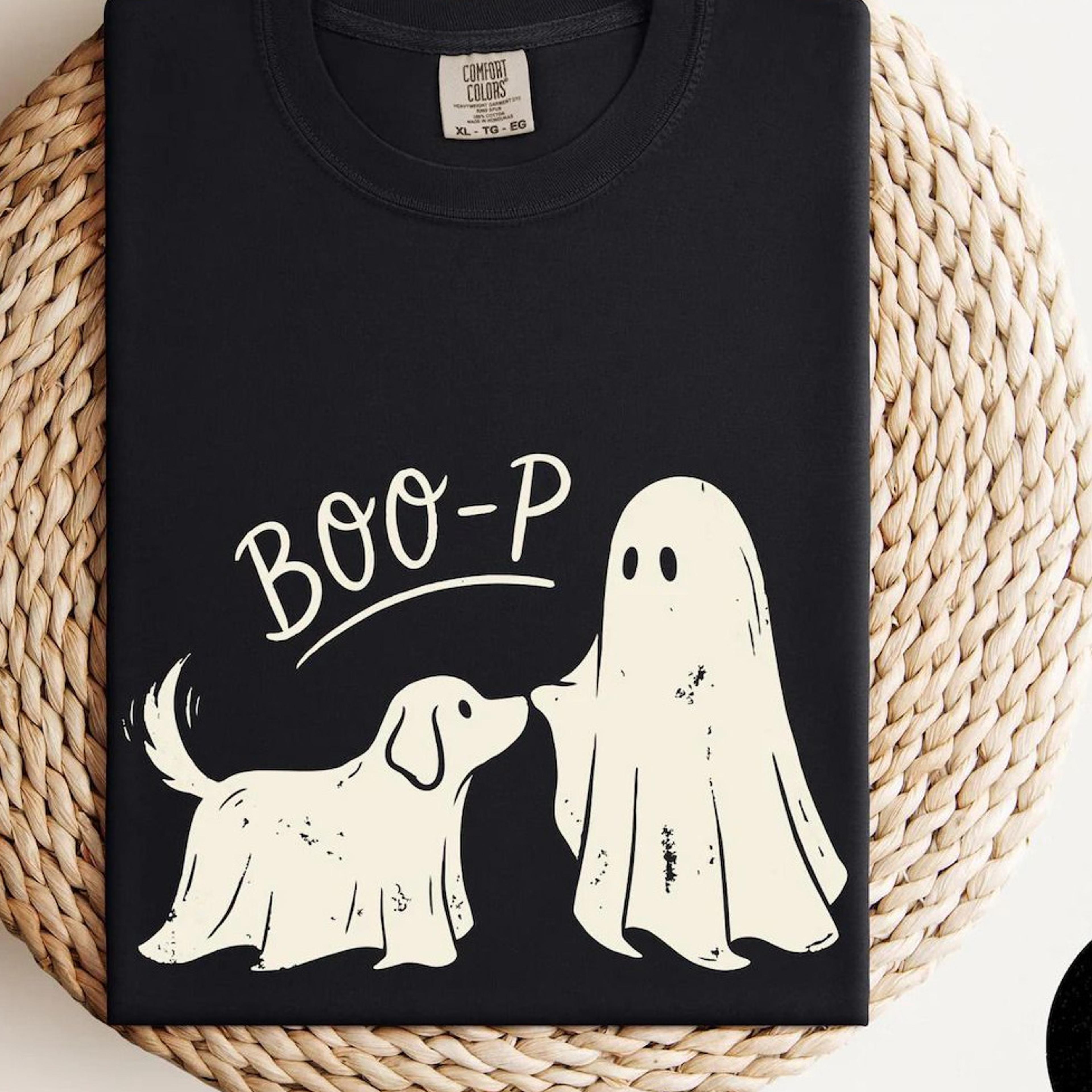 boo p ghost dog halloween t-shirt funny dog mom spooky season sweatshirt