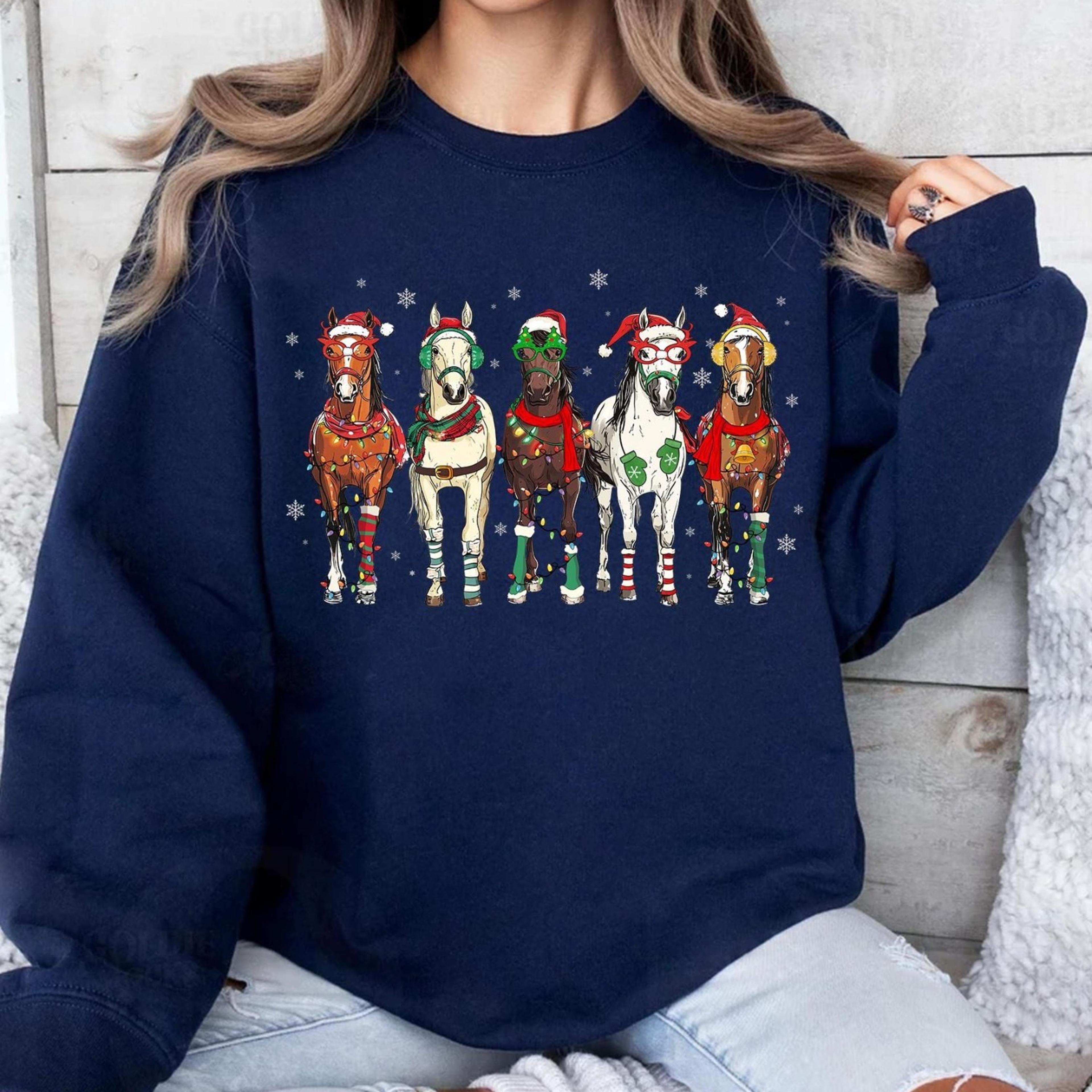 horse christmas t-shirt, women's holiday tee