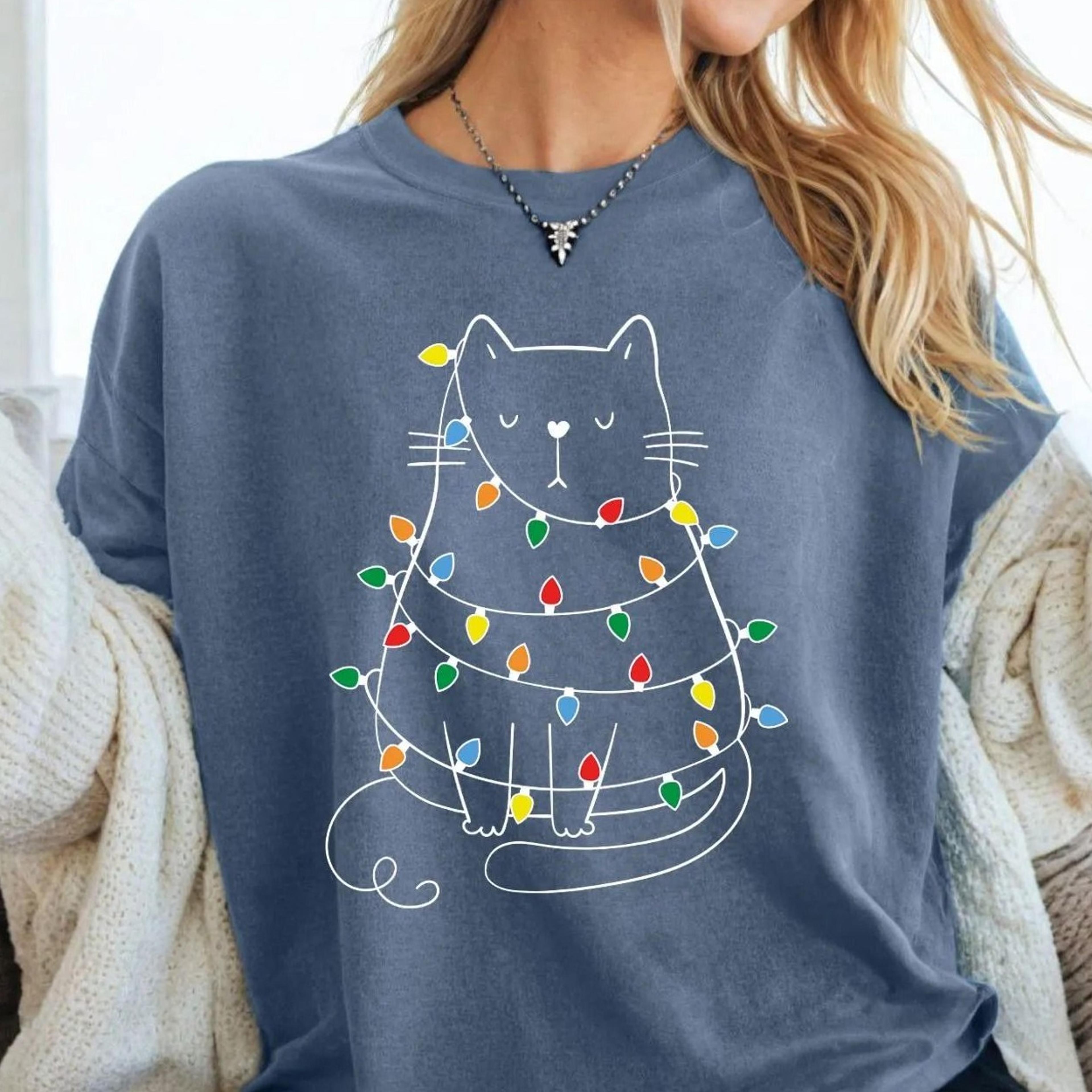 cute cat christmas lights shirt, christmas cat graphic tee, cat mom christmas gifts, funny christmas t-shirt