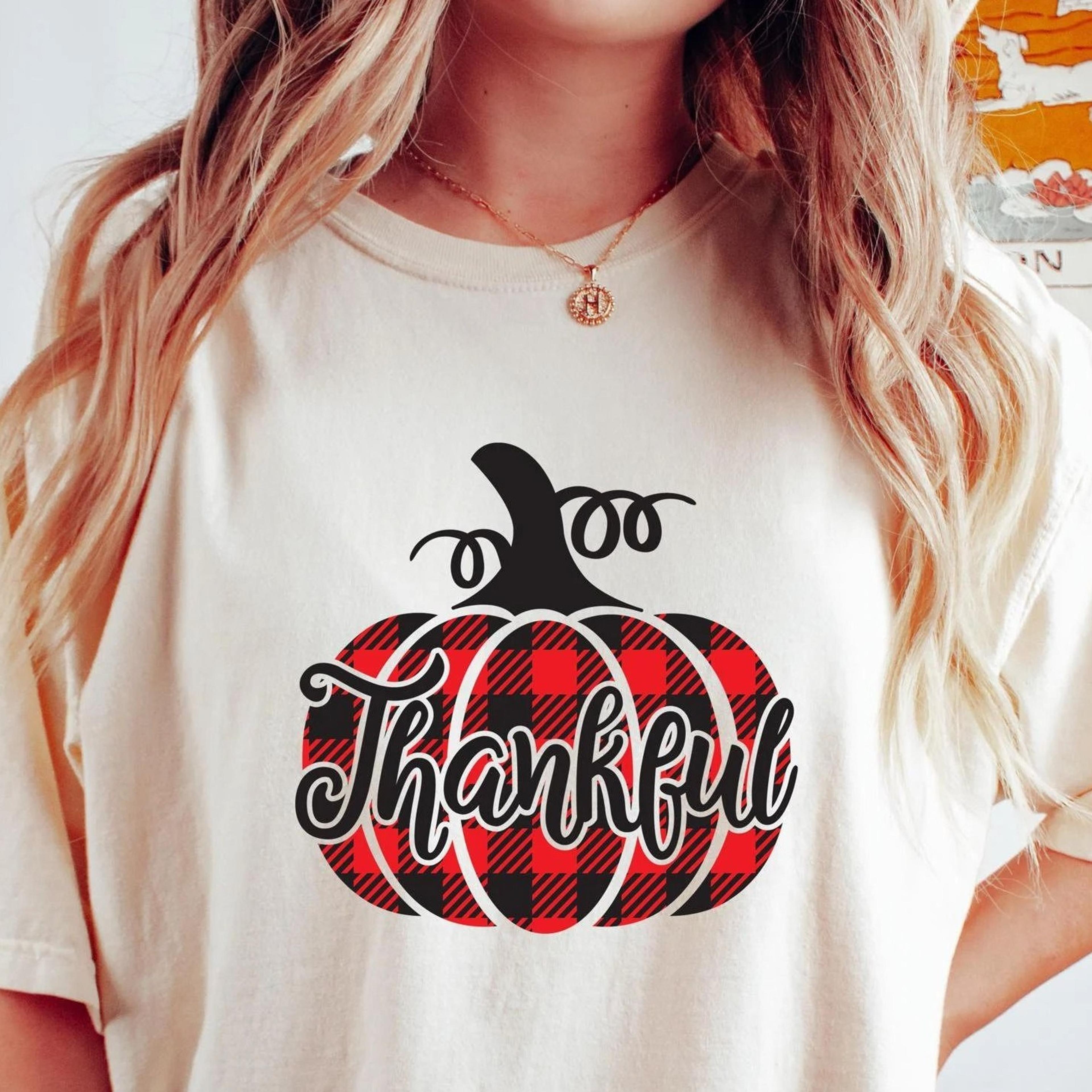 thankful checkered pumpkin shirt for mom, gift for her fall pumpkin shirt, cute pumpkin tshirt, thanksgiving pumpkin