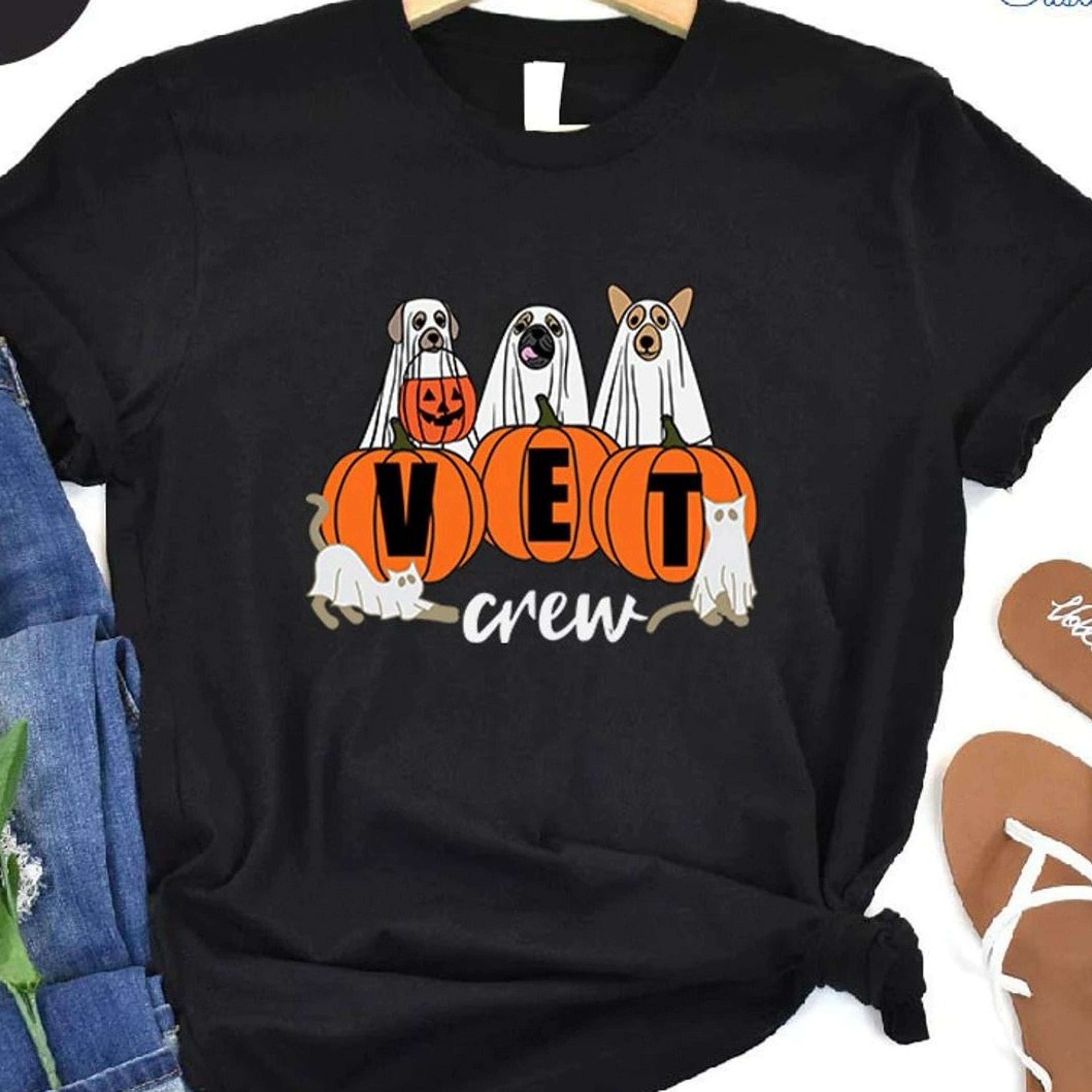 vet tech halloween shirt ghost dog & cat veterinarian gift