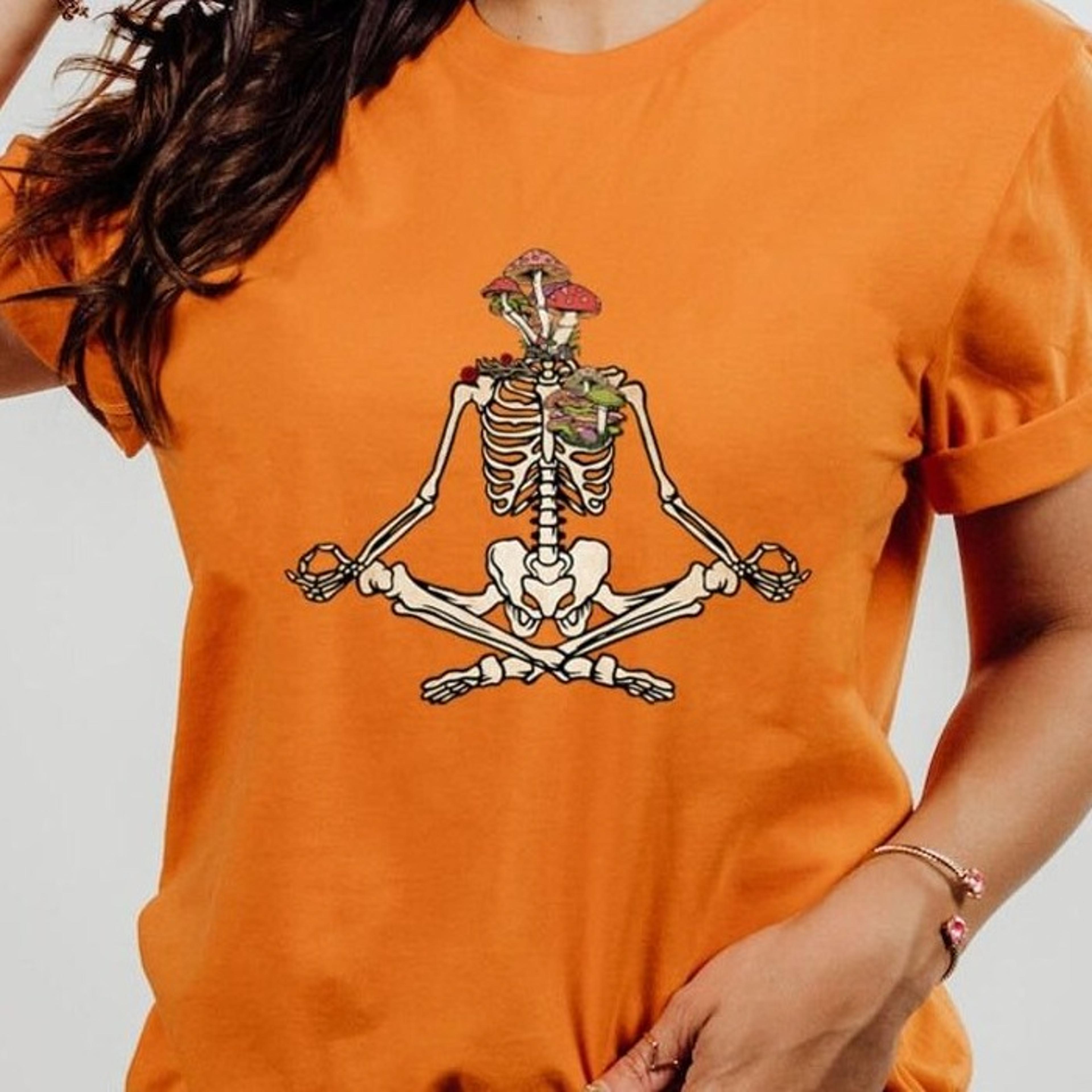 skeleton yoga shirt halloween yogi meditation tee