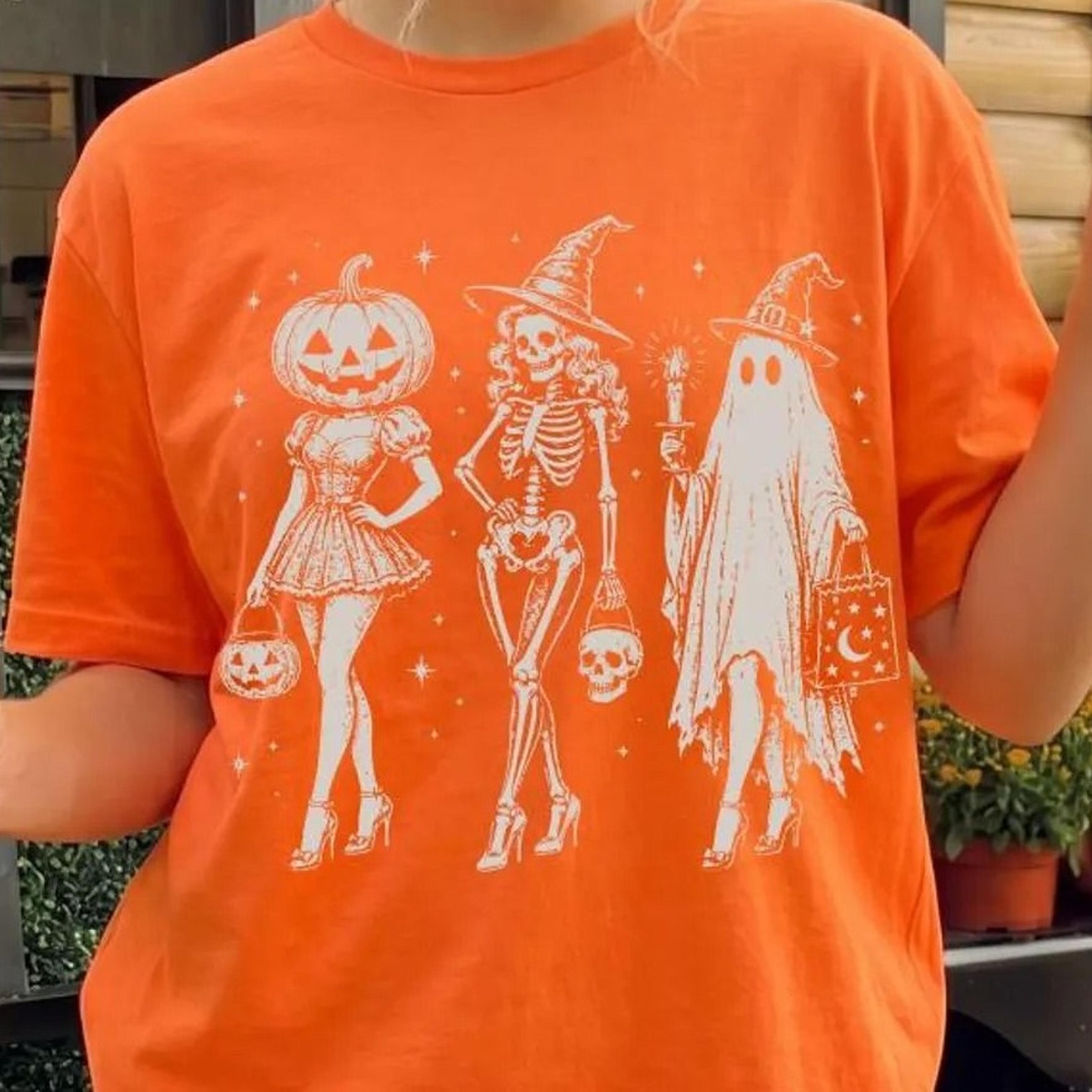 halloween girls shirt, spooky skeleton women tee, halloween girls trip t-shirt
