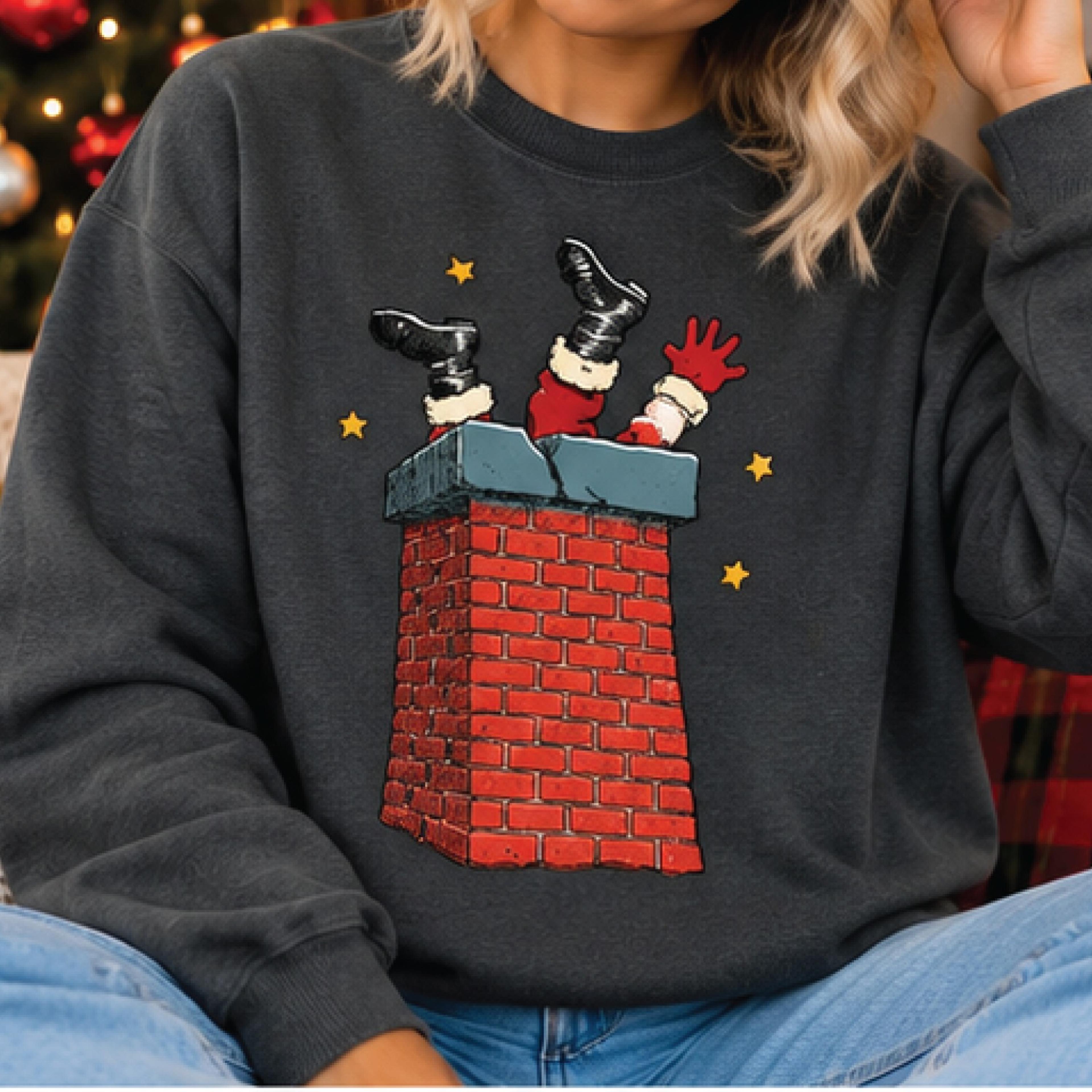 funny santa stuck in chimney christmas sweatshirt, retro holiday graphic crewneck, cute christmas gift for women