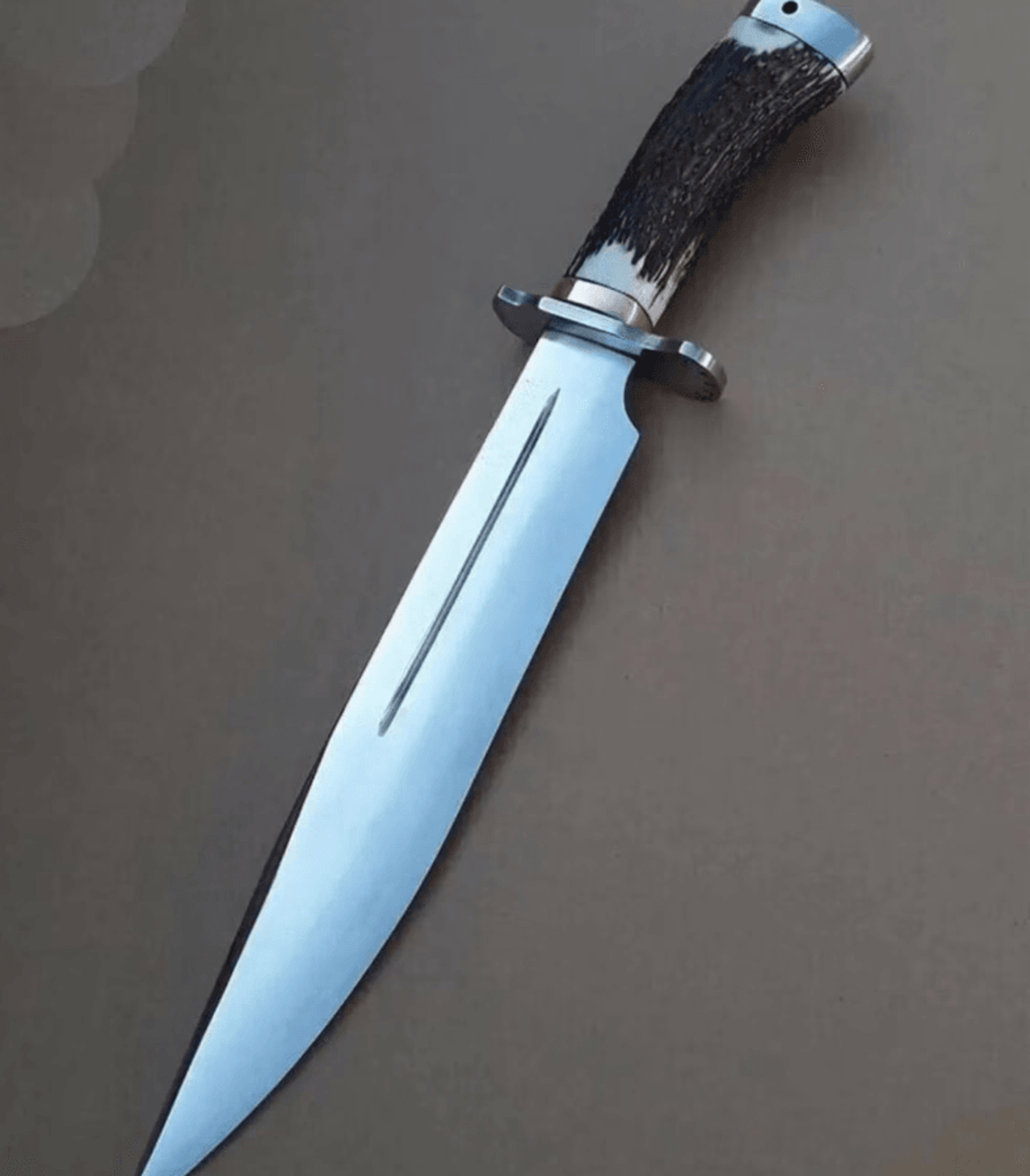 handmade d2 steel bowie knife | full tang hunting knife with stag horn handle & leather sheath | ultra sharp outdoor
